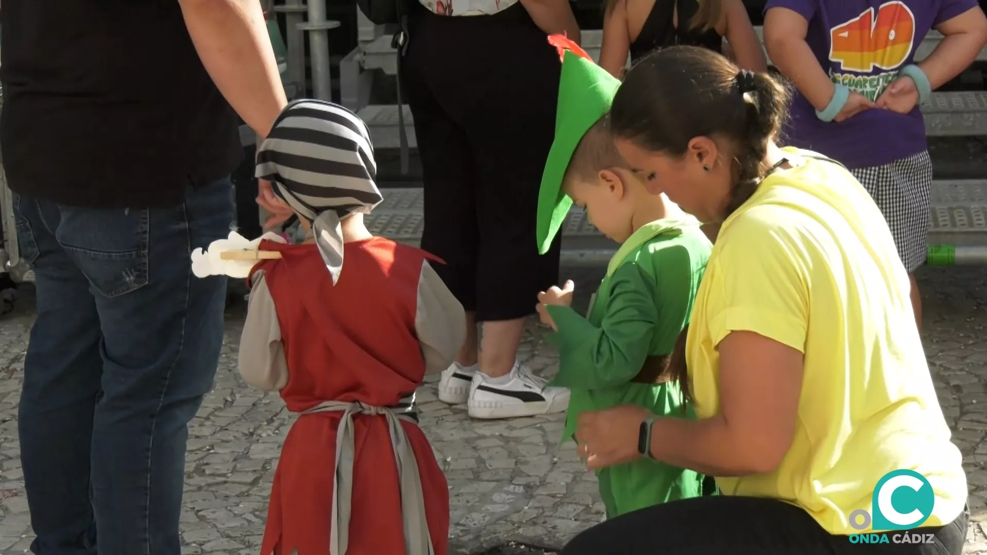 ASESCON recuerda que los disfraces para menores de 14 años deben tener la marca CE.