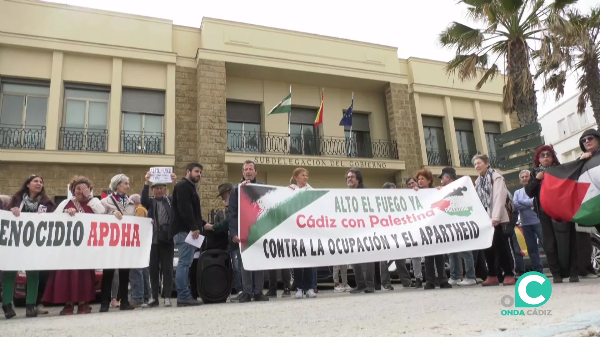 Imagen de la protesta ante la Subdelegación del Gobierno.