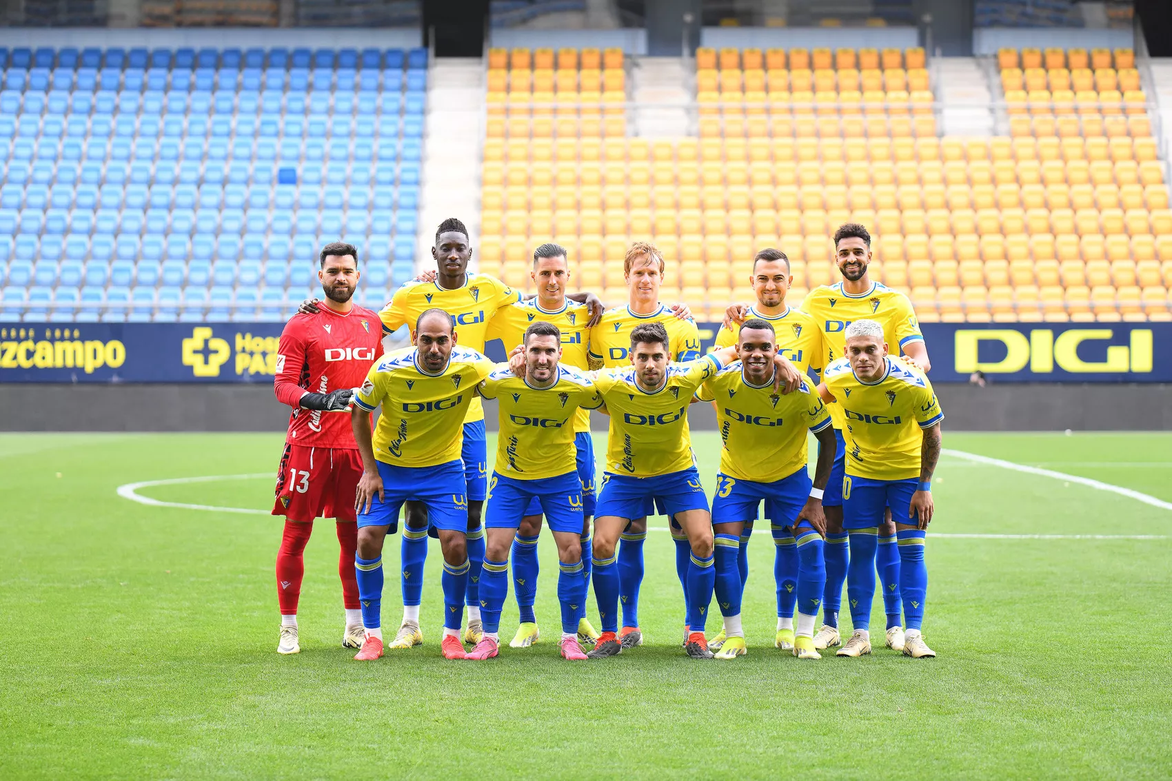 Formación inicial del Cádiz CF en la Mirandilla