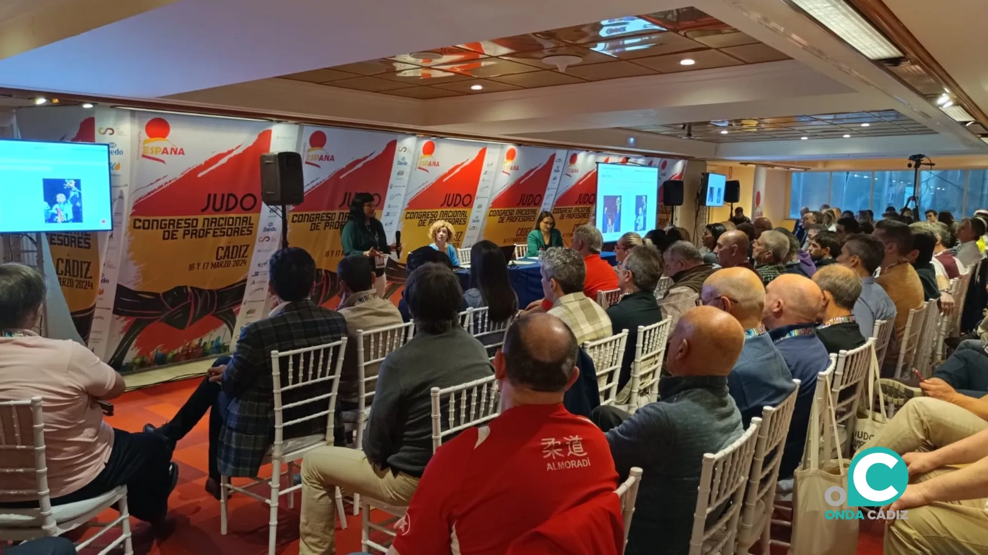 Más de 150 profesores de judo se reúnen en el I Congreso Nacional celebrado en Cádiz. 