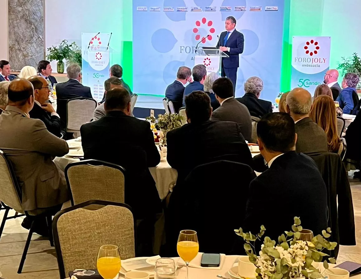 Antonio Sanz durante su intervención en el Foro Joly en Cádiz