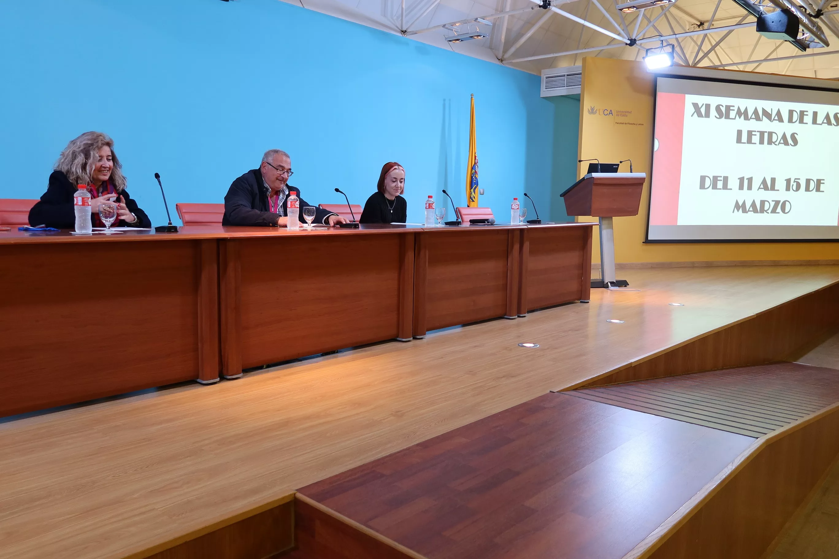 Momento de la apertura de la Semana de las Letras en la Facultad de Filosofía y Letras