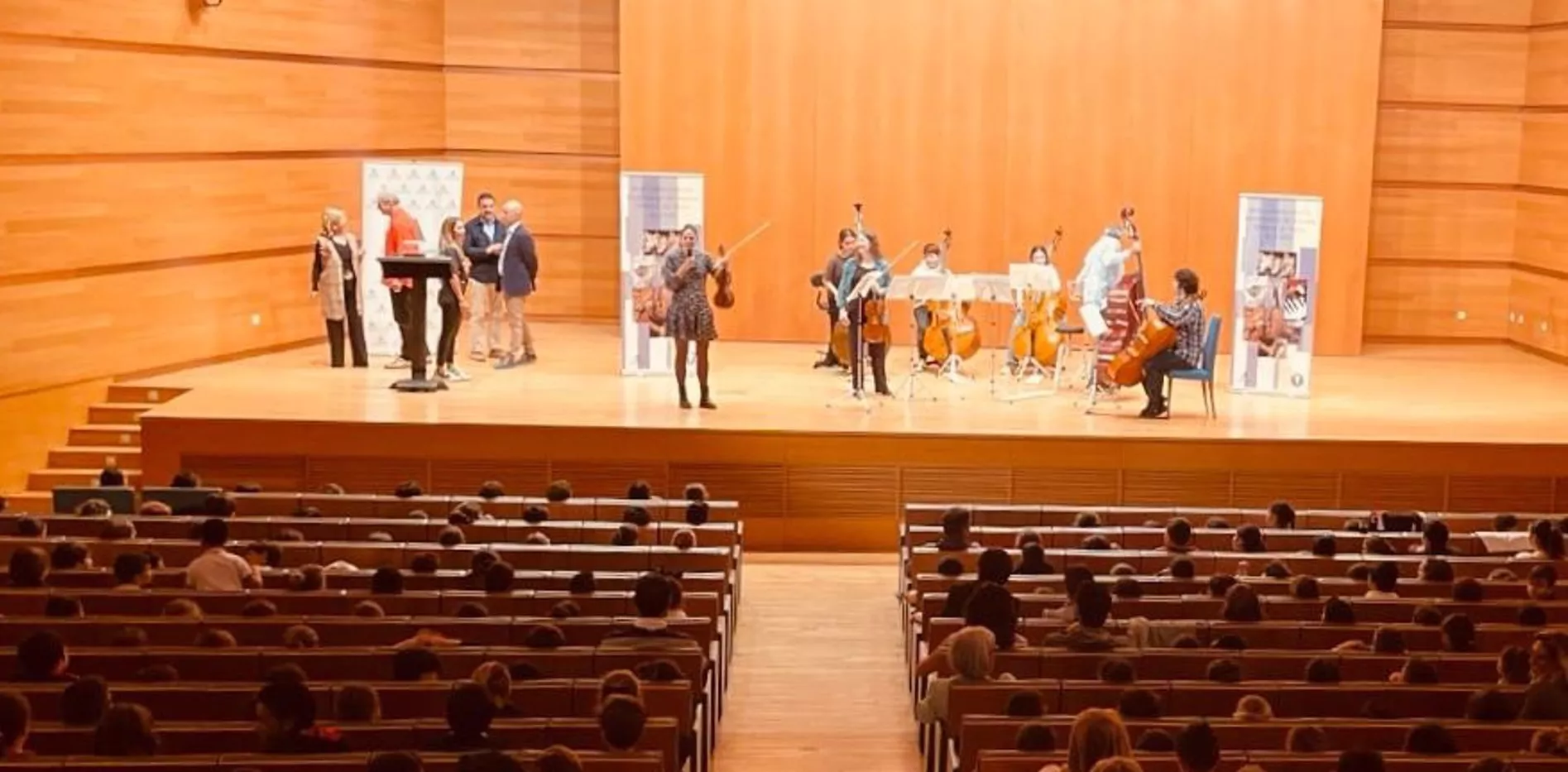Escolares gaditanos en un concierto Conservatorio de Música de Cádiz