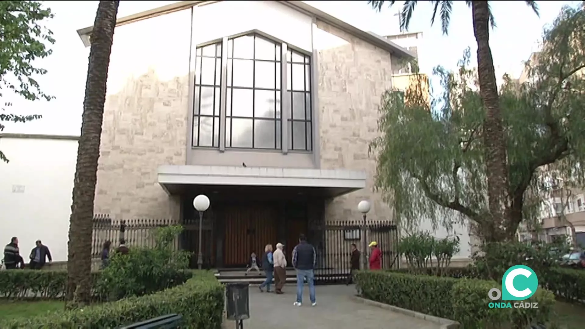 La cofradía planea trasladarse desde la iglesia de San Severiano después de 65 años.