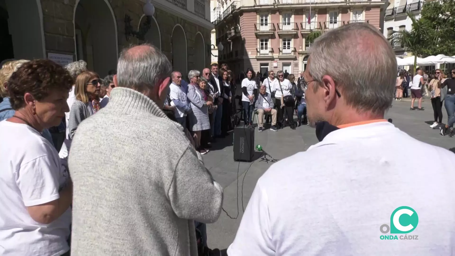 El acto se ha celebrado a las puertas del Ayuntamiento