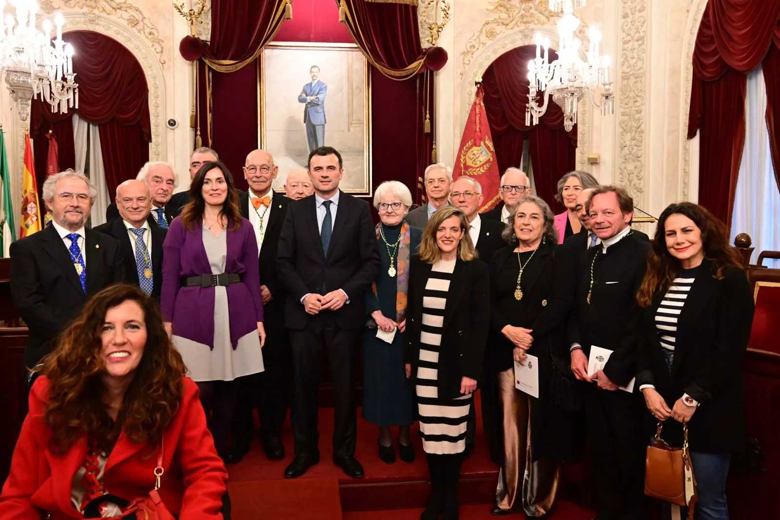 Acto de inauguración del curso académico de la Real Academia Provincial de Bellas Artes de Cádiz en el Salón de Plenos