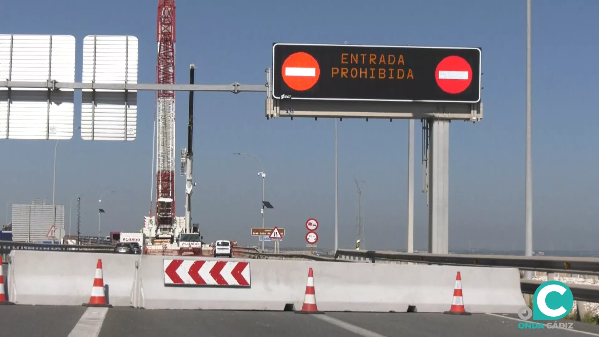 Los operarios trabajan a buen ritmo en las actuaciones de uno de los accesos más emblemáticos de la ciudad Los operarios trabajan a buen ritmo en las actuaciones de uno de los accesos más emblemáticos de la ciudad