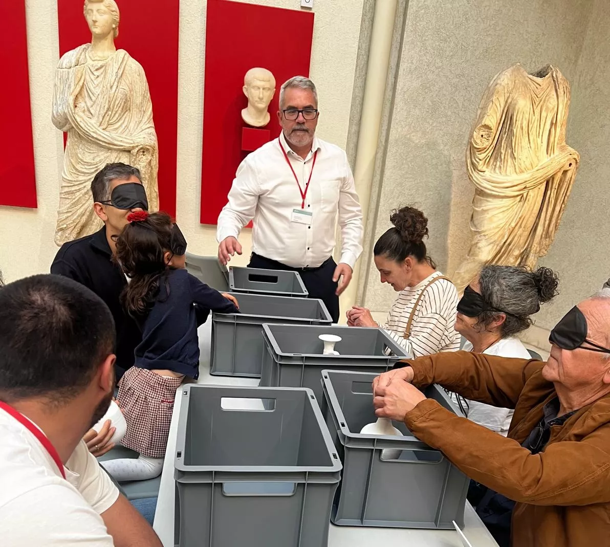 Catas de difusión histórica y visitas guiadas fueron algunas de las actividades para celebrar el Día de los Museos. 