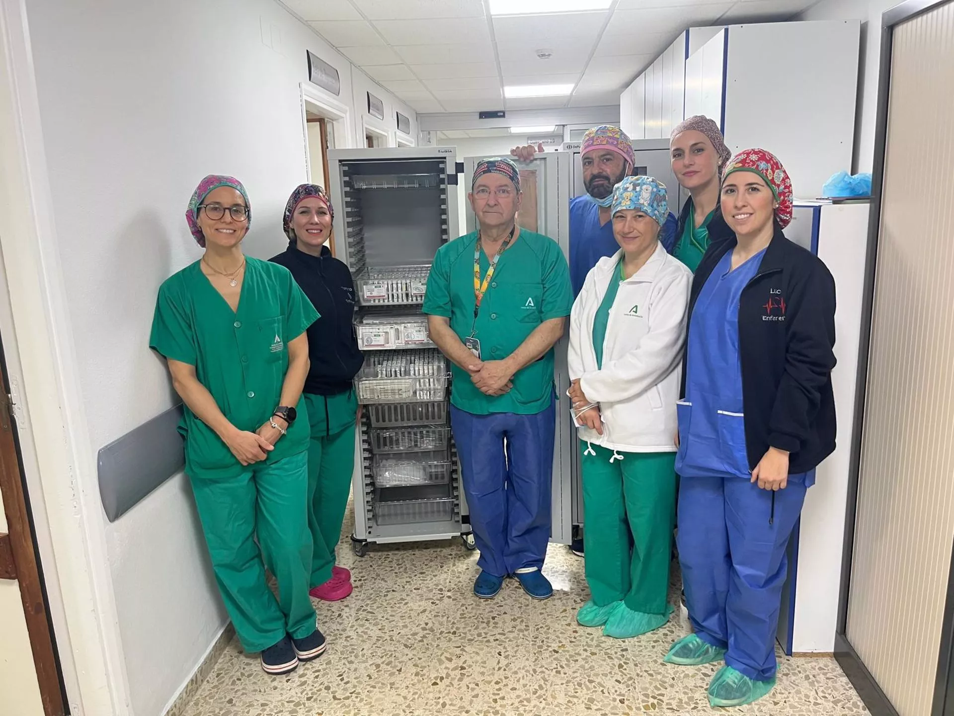 Equipo de Cirugía Ortopédica y Traumatología del centro gaditano