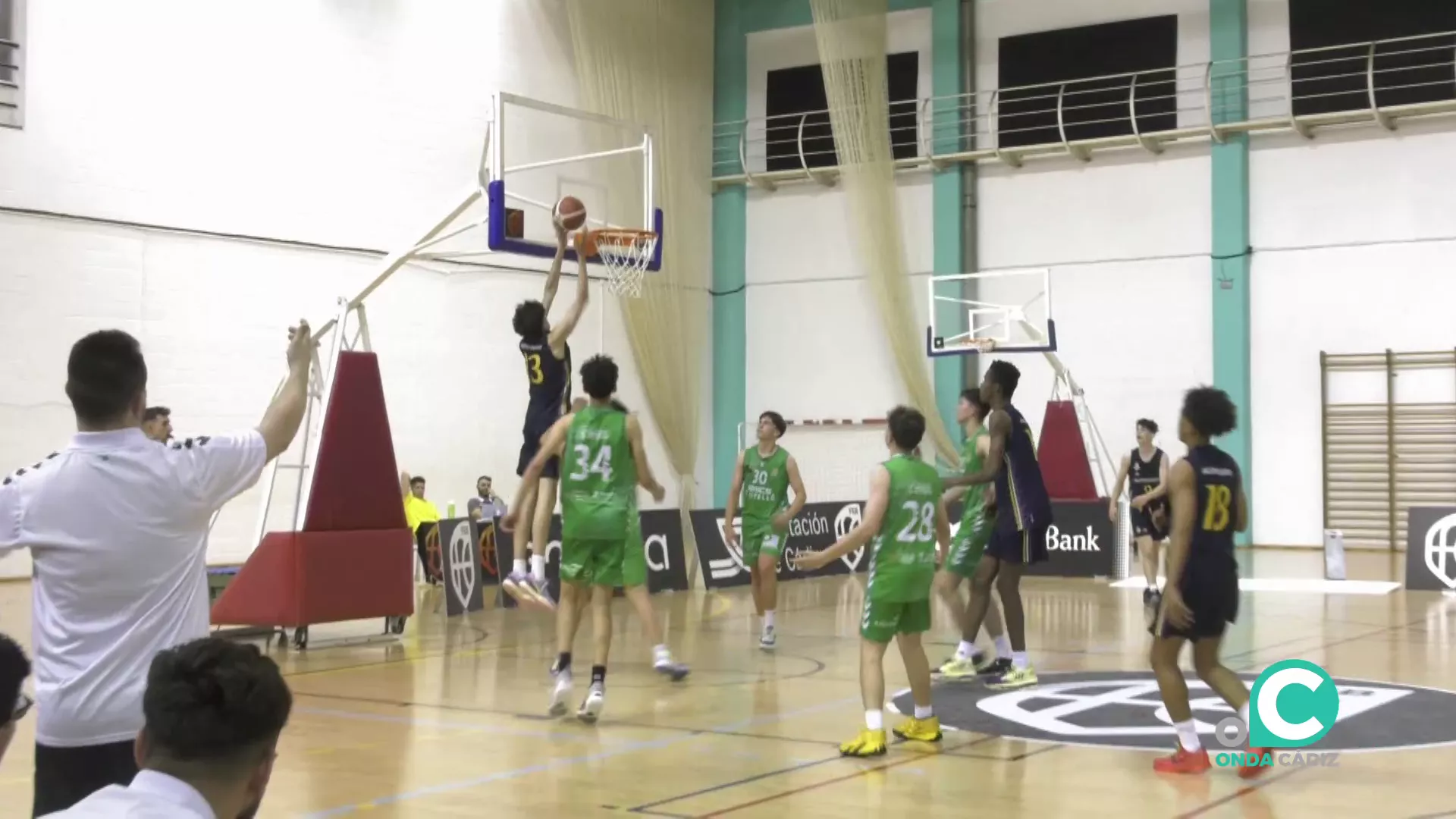 El Club Baloncesto Gades participa en la fase nacional celebrada en Santiago.