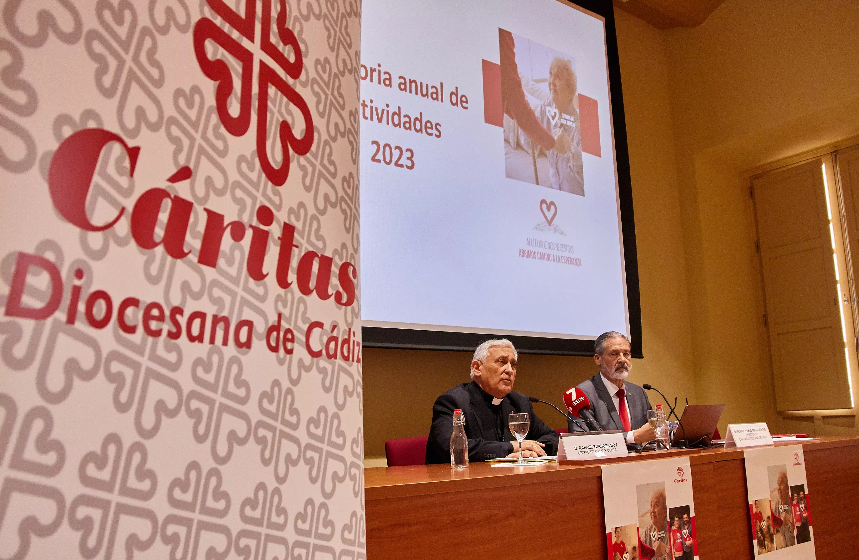 Presentación del informe con motivo del día de la Caridad, la fiesta del Corpus Christi