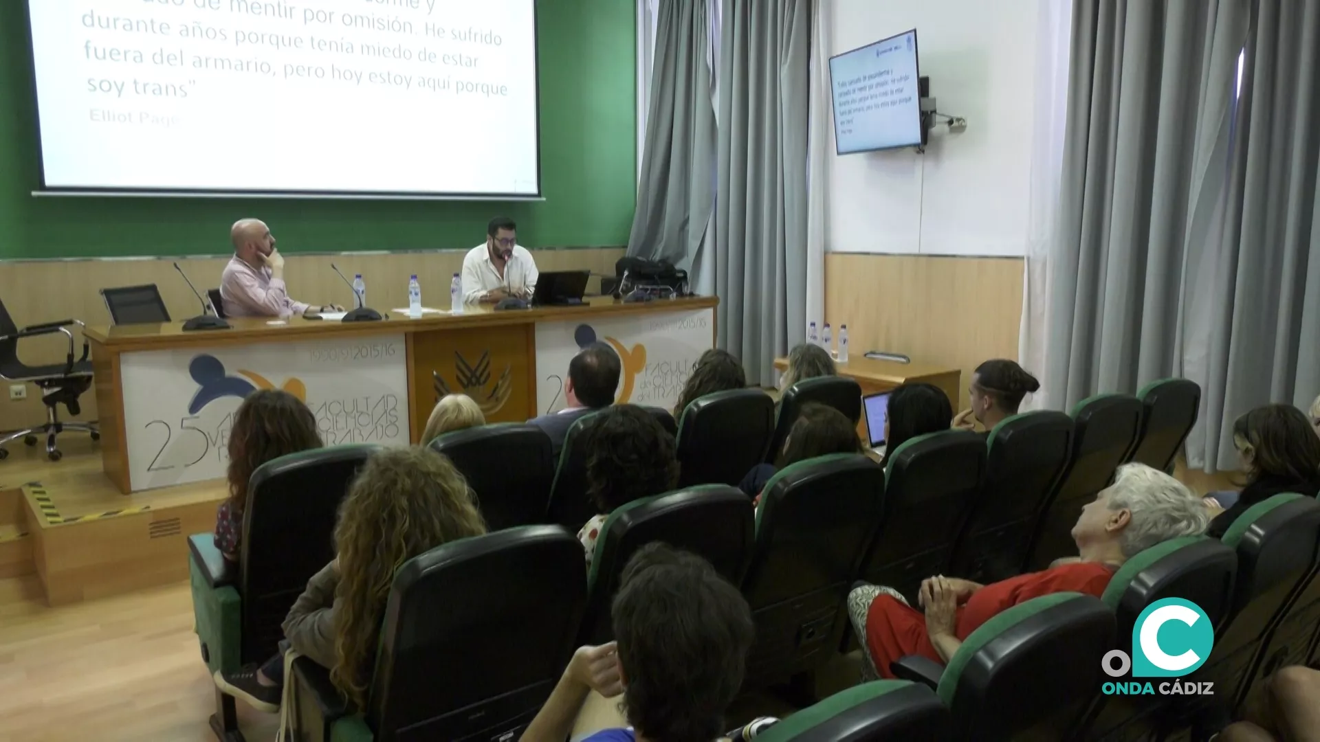 La ponencia sobre "LGTBIfobia en los medios de comunicación y su impacto en la política criminal" abrió las jornadas organizadas por la UCA. 