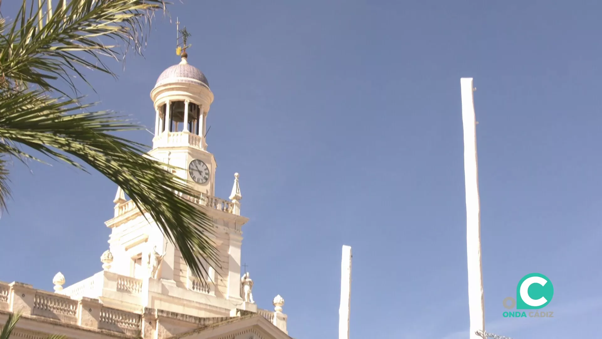 El Consistorio anuncia las bases para una oferta de tres empleos municipales. El Consistorio anuncia las bases para una oferta de tres empleos municipales.