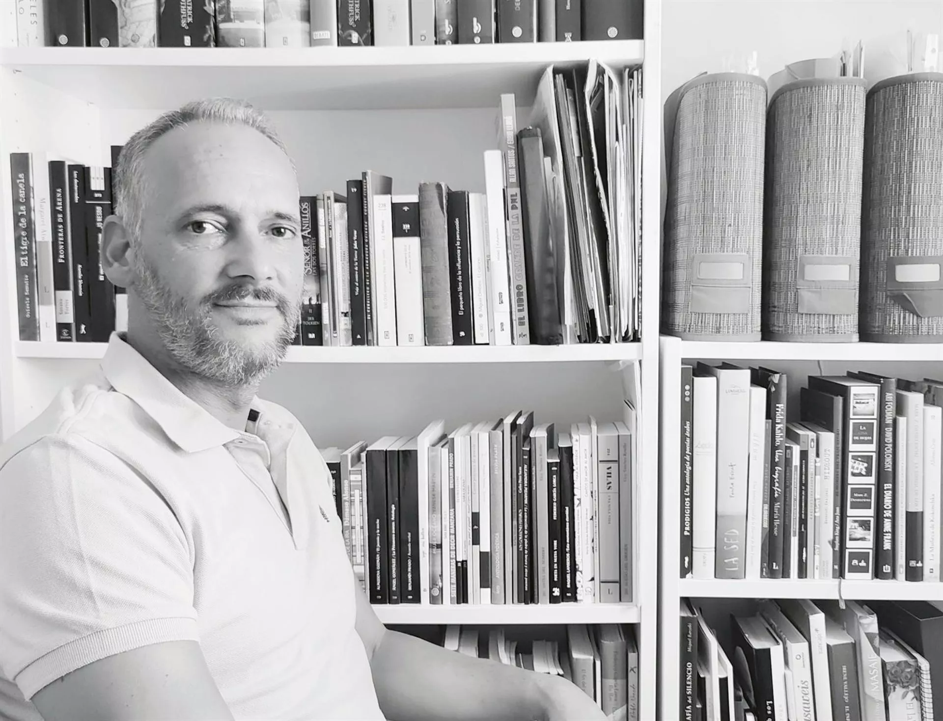 El escritor del poemario 'La Arquitectura de la luz', Daniel Alcázar El escritor del poemario 'La Arquitectura de la luz', Daniel Alcázar