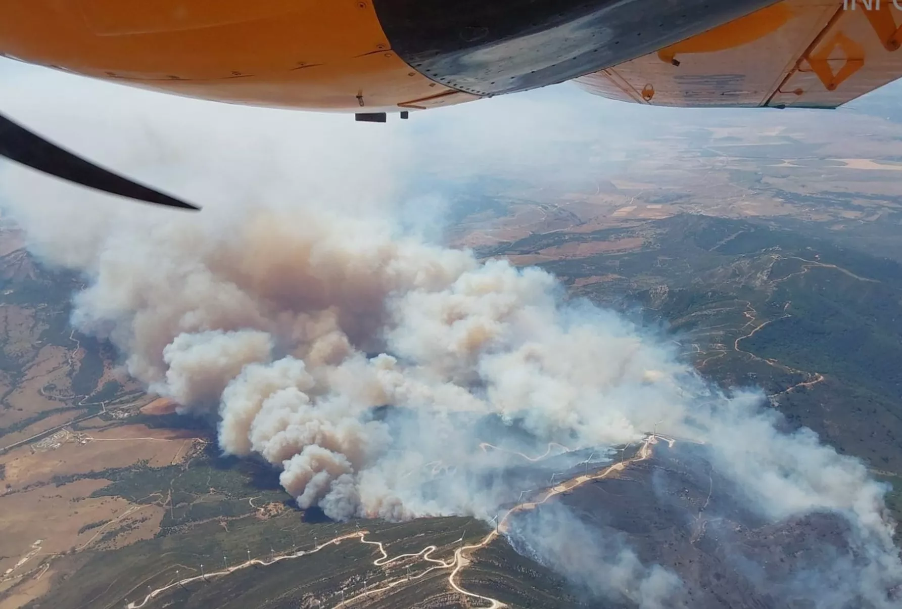 Vista aerea del siniestro en la zona del Estrecho