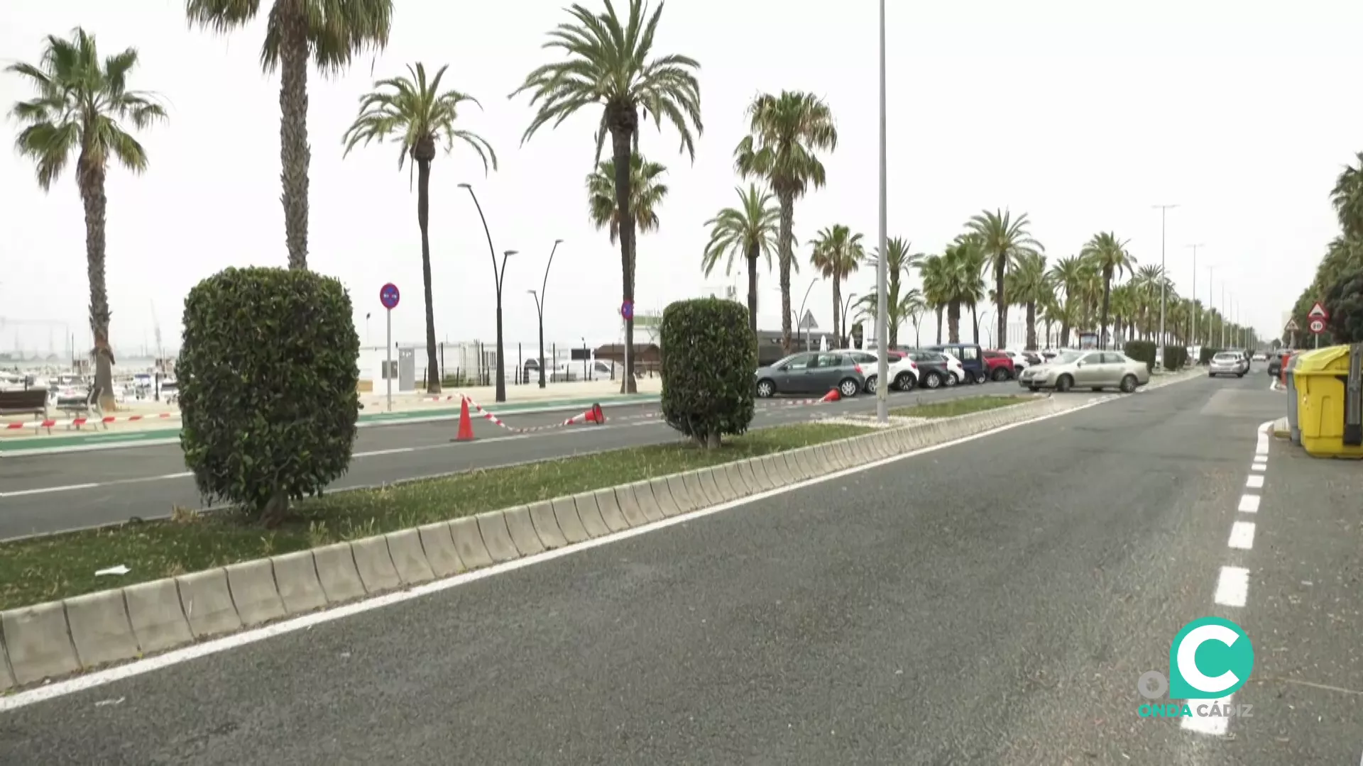 La avenida de la Bahía en la Barriada de La Paz