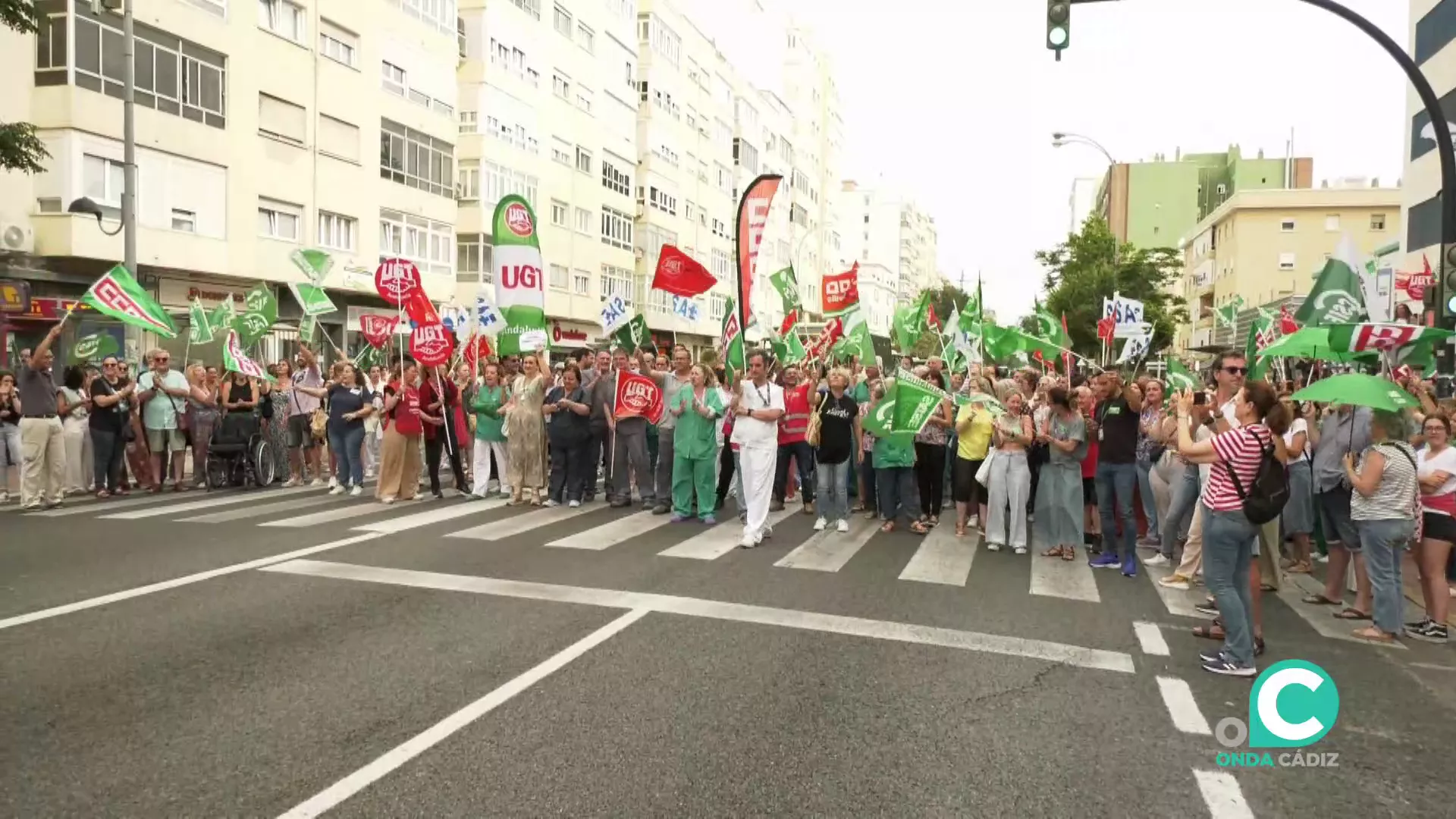 La movilización se trasladó a la avenida Ana de Viya donde el tráfico tuvo que ser desviado