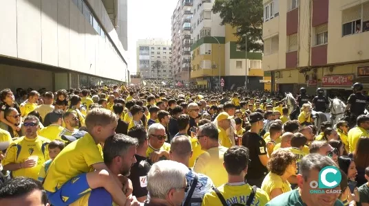 Imagen de los aficionados en la previa de un encuentro de la pasada temporada