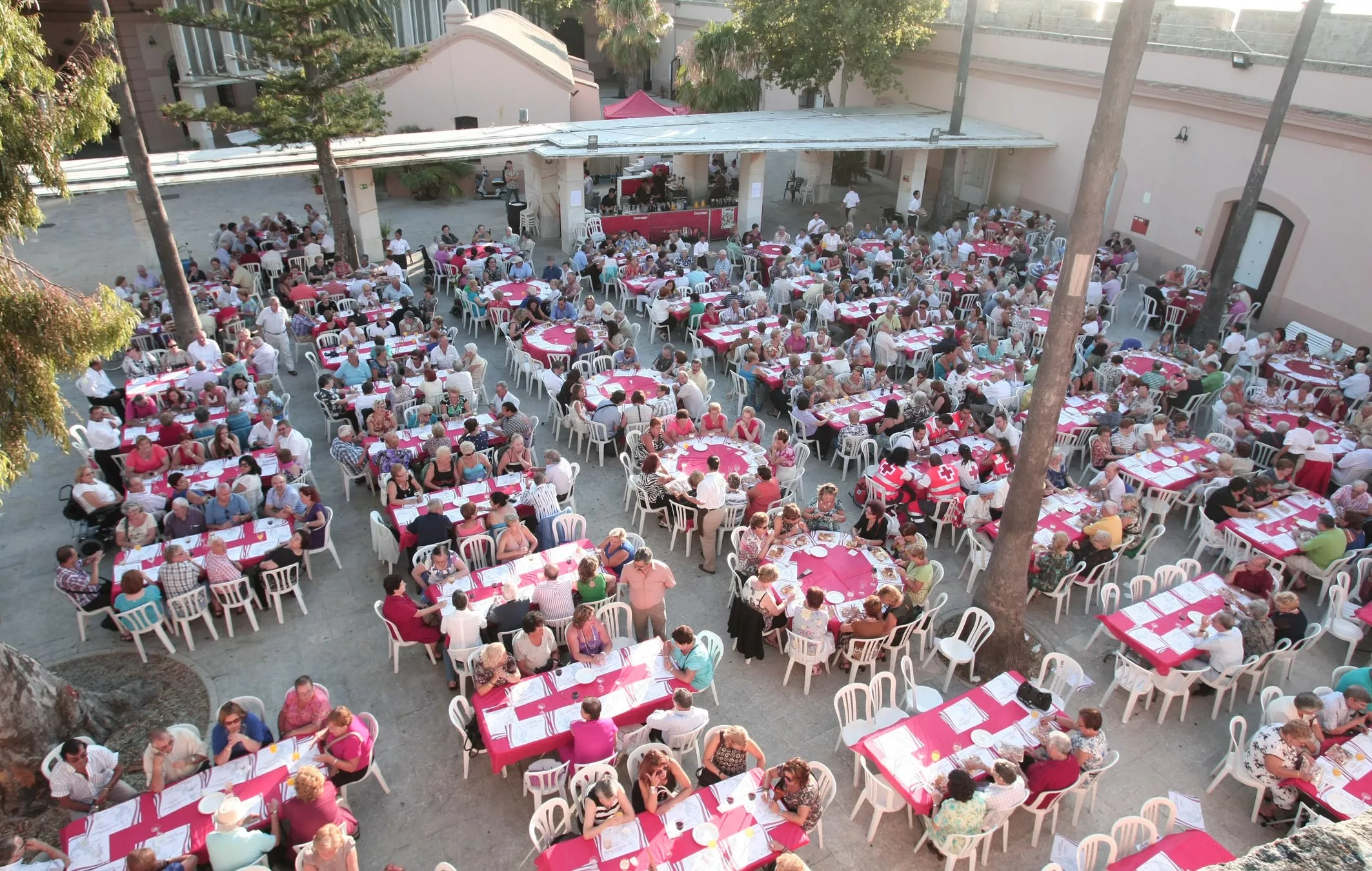 El encuentro se celebra el próximo jueves a partir de las 20 horas y están invitados los mayores de 60 años