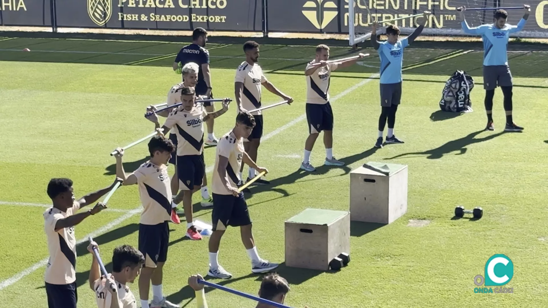 Los jugadores continúan acumulando carga de trabajo en este segundo día de pretemporada