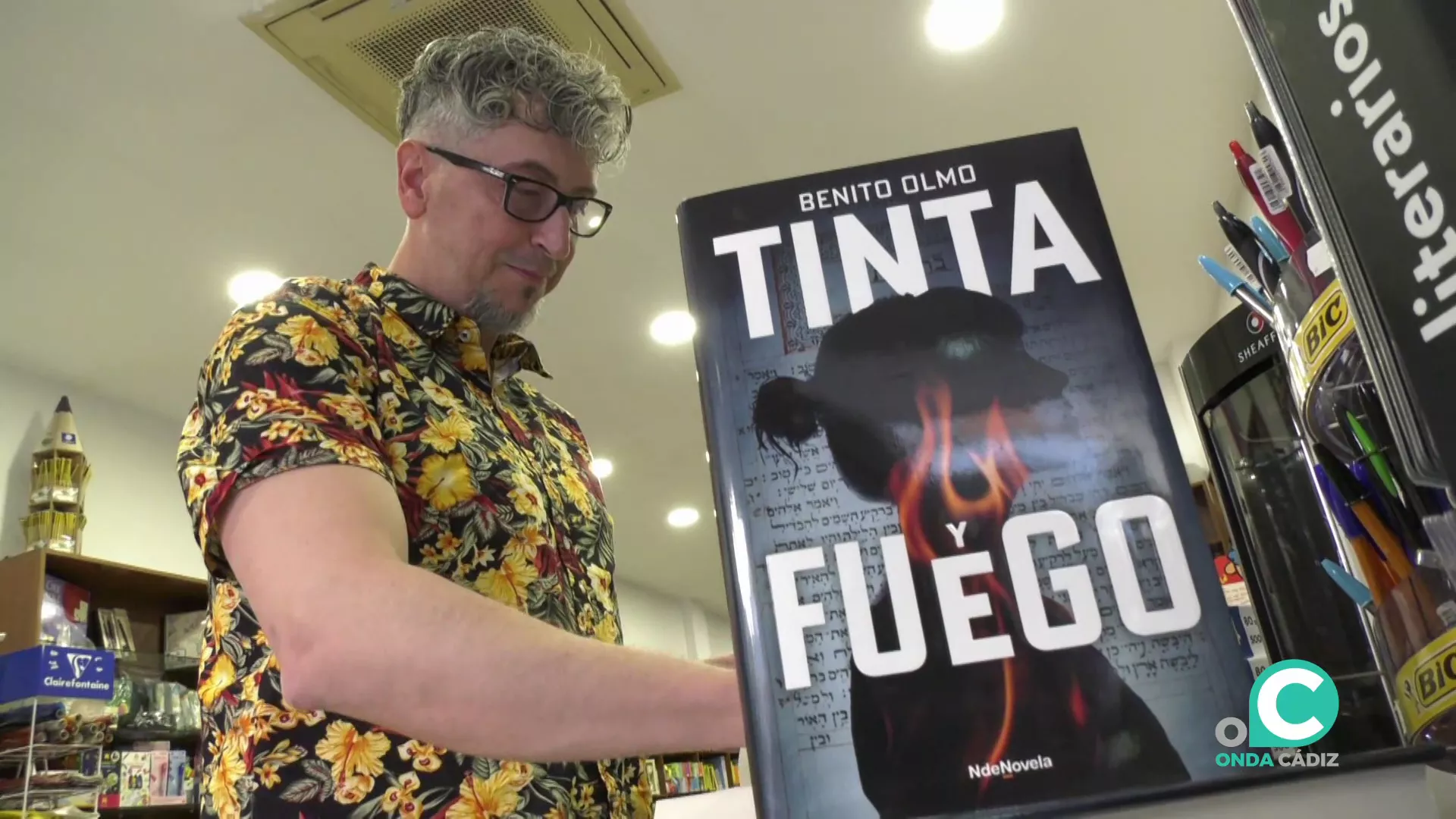 El escritor Benito Olmo, uno de los autores gaditanos más conocidos en el mundo de las letras. El escritor Benito Olmo, uno de los autores gaditanos más conocidos en el mundo de las letras.