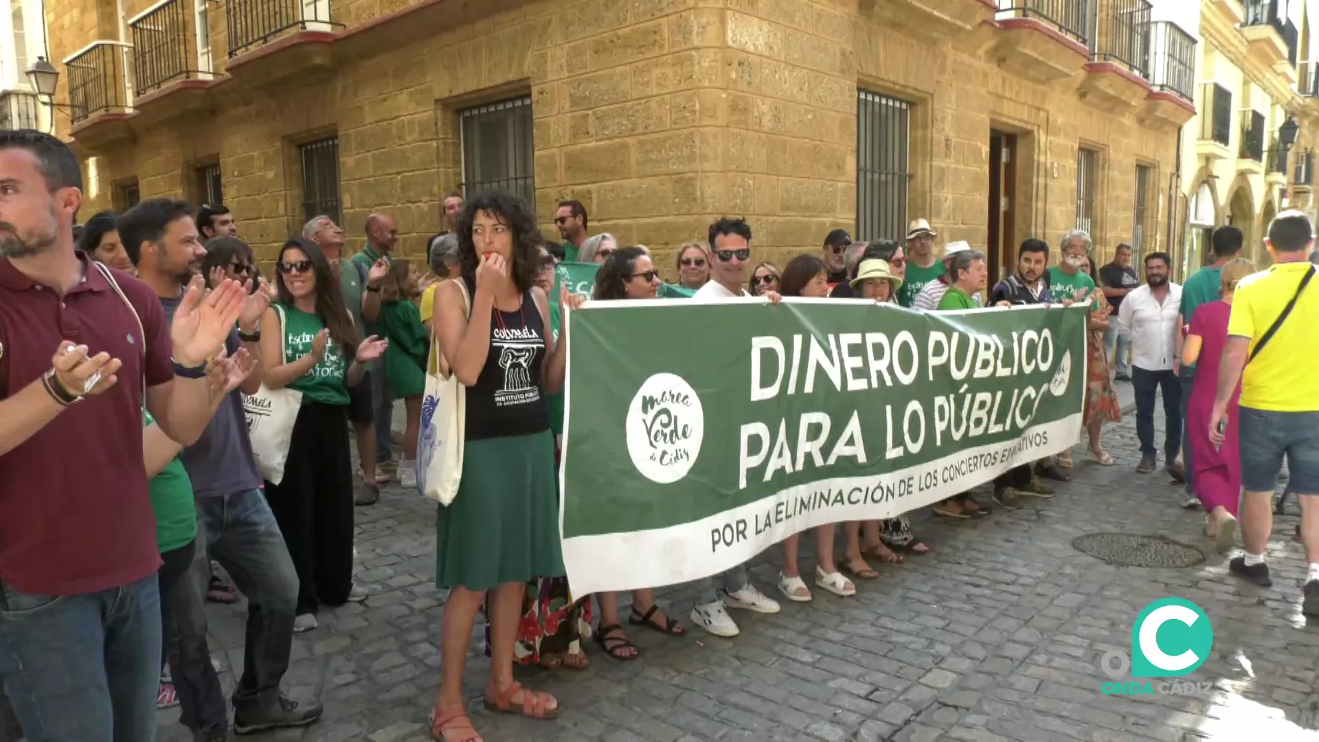 Un momento de la movilización en la calle Antonio López