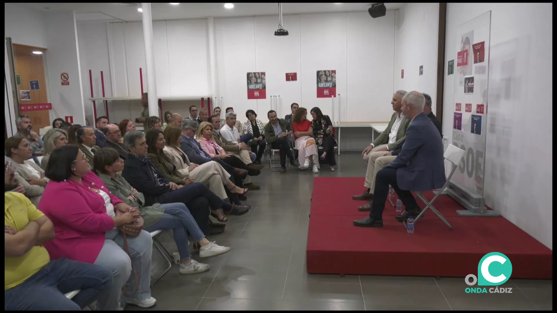 Momento del encuentro socialista en la localidad serrana