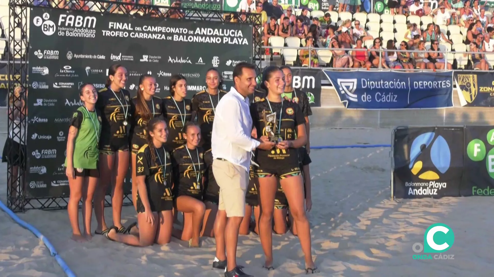 Imagen de una de las entregas de premios en el Cádiz Arena. 