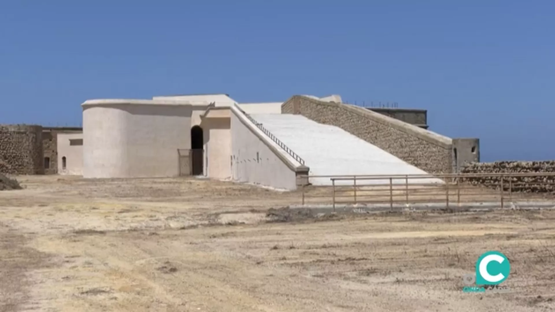 Todo listo para que tenga la lugar la reapertura del Castillo de San Sebastián de Cádiz. 