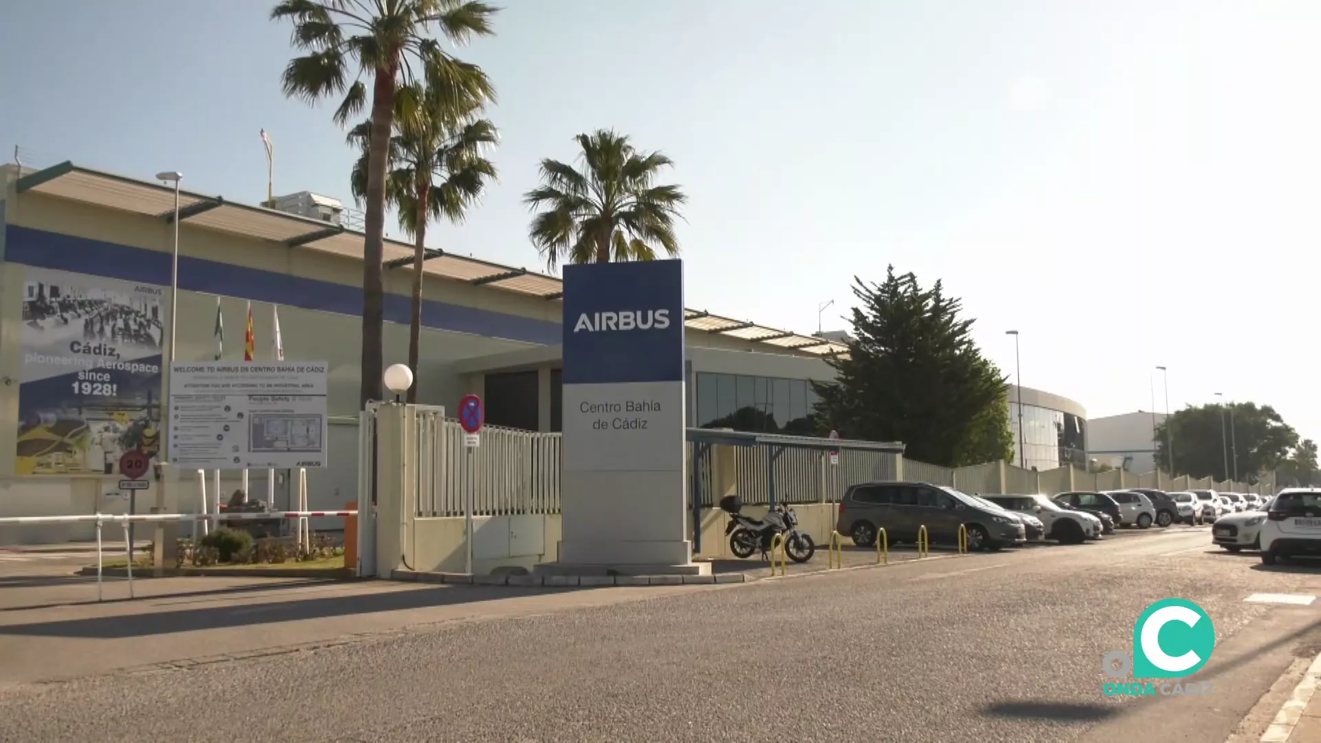 Entrada la factoria de AIRBUS en Puerto Real.