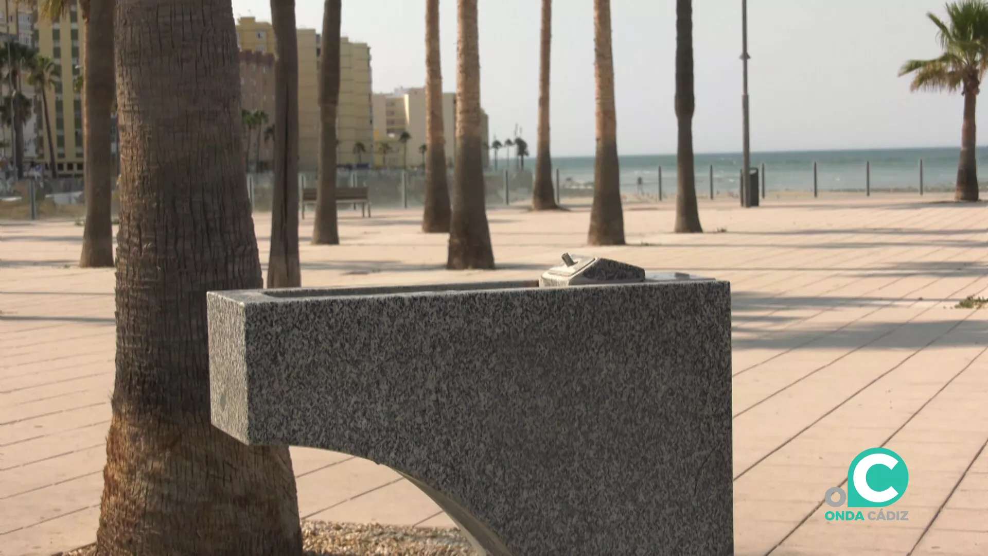 Una fuente de uso público en la plaza de la Estrella 