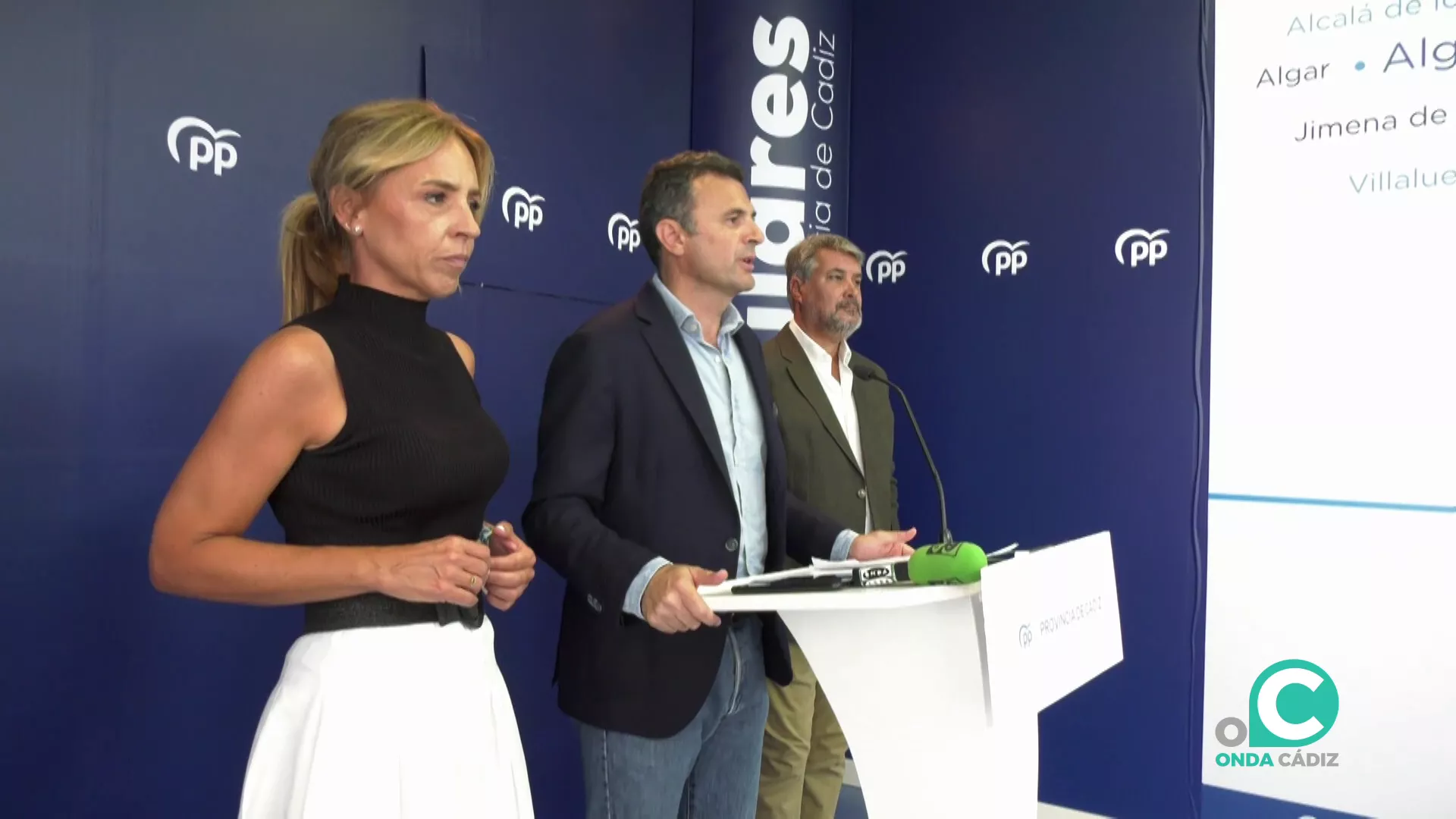 Momento de la rueda de prensa en la sede del PP