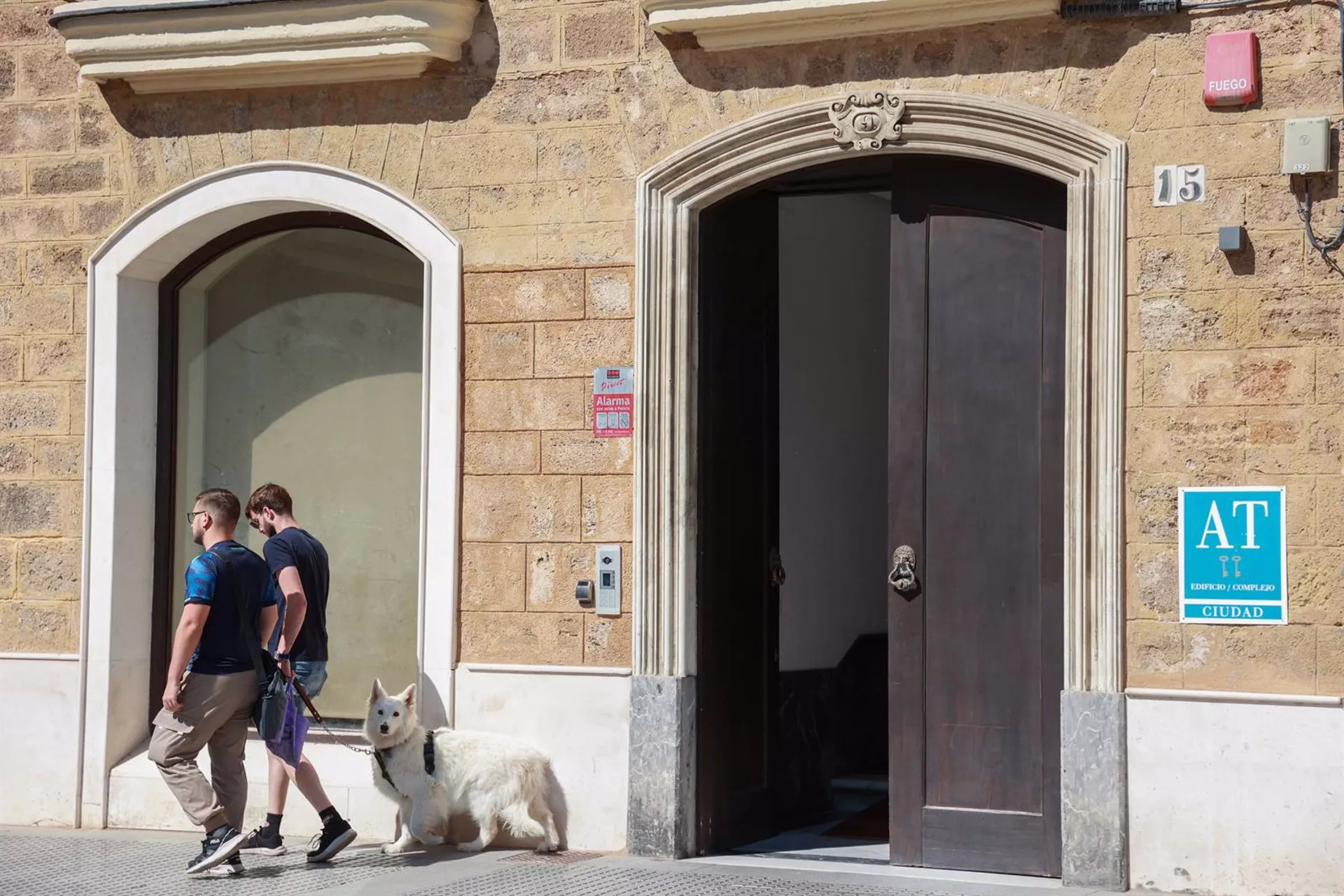 Desciende en julio el número de viajeros que se alojaron en apartamentos turísticos en la provincia de Cádiz.