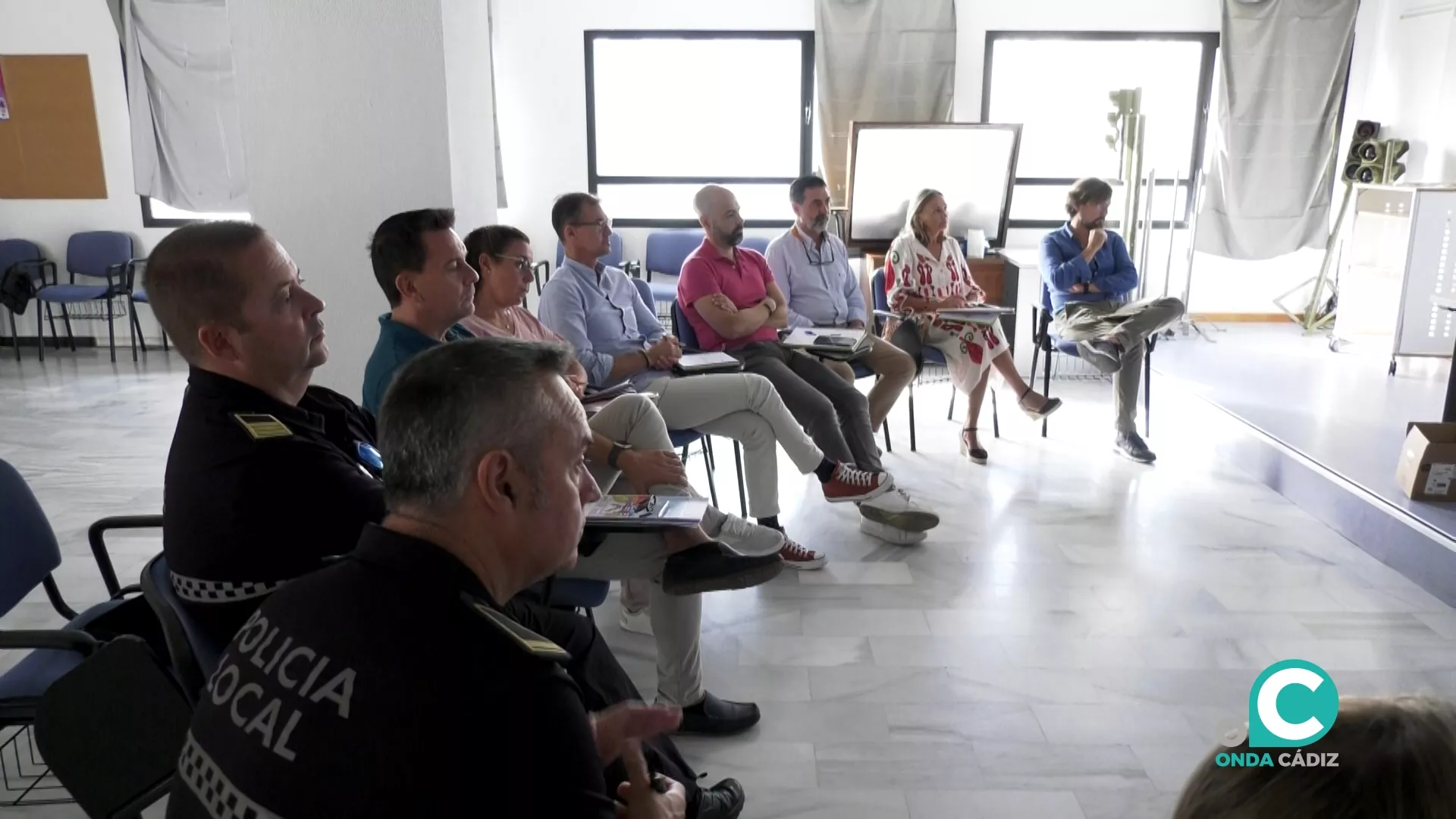 Primera reunión de Caminos Seguros en la Jefatura de la Policía Local. 