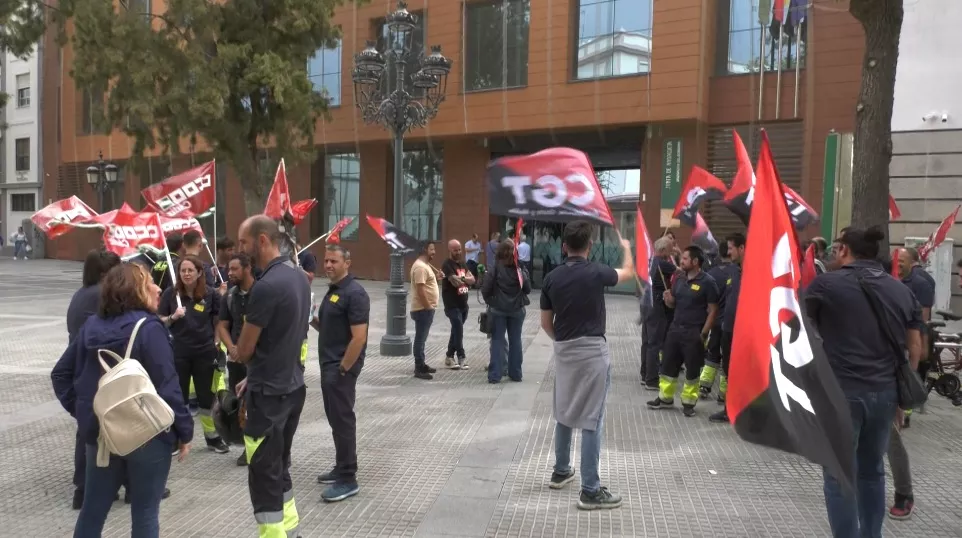 El personal de las ITV de Cádiz continúa con sus protestas en la segunda semana de huelga.