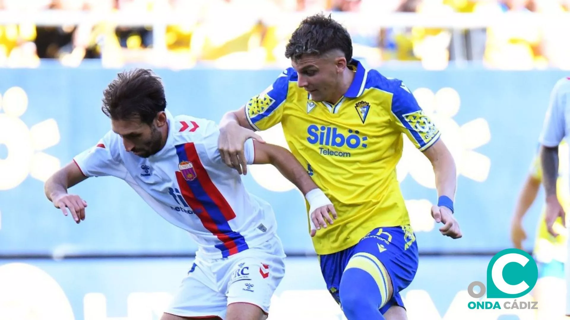 Los de Paco López empezaron perdiendo, y tras un gol de Ontiveros, el equipo de Elda ganó de penalti