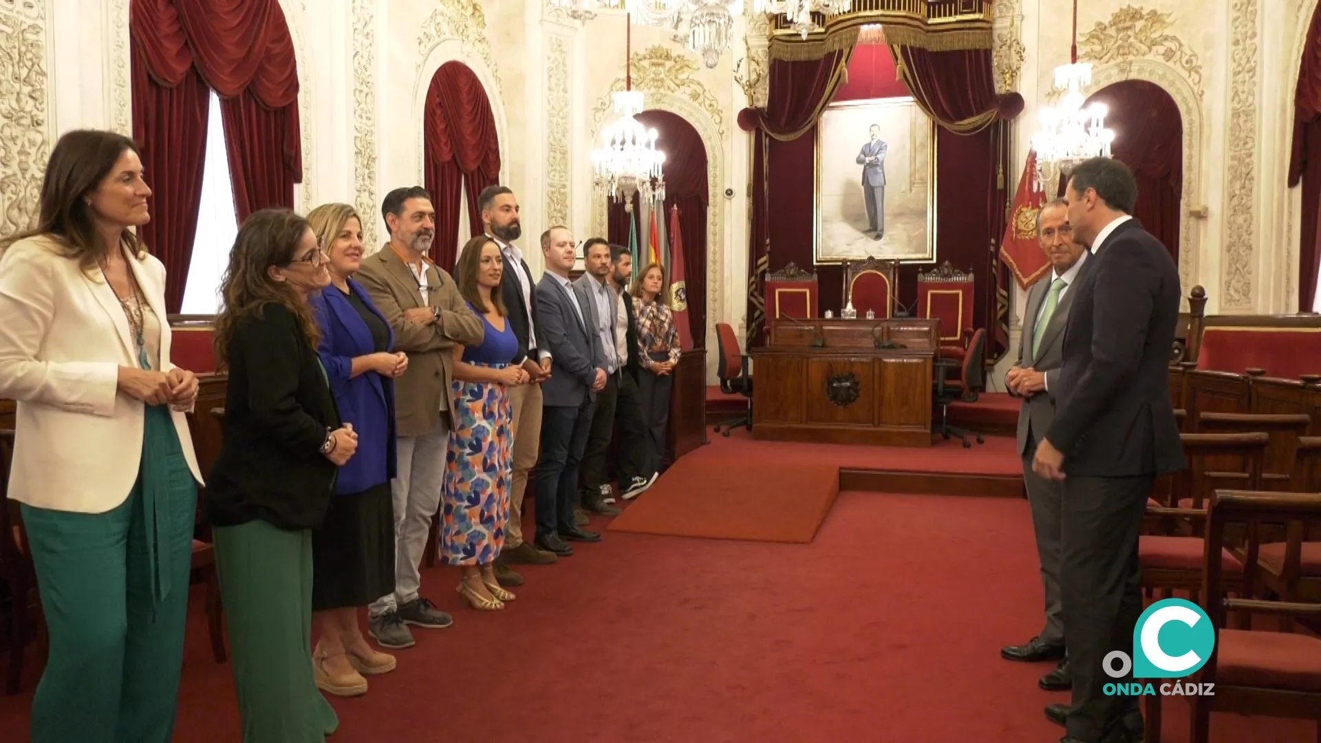 Los alcaldes de Cádiz y Chiclana mantienen una reunión de trabajo tras la visita del primer edil chiclanero al Ayuntamiento gaditano.