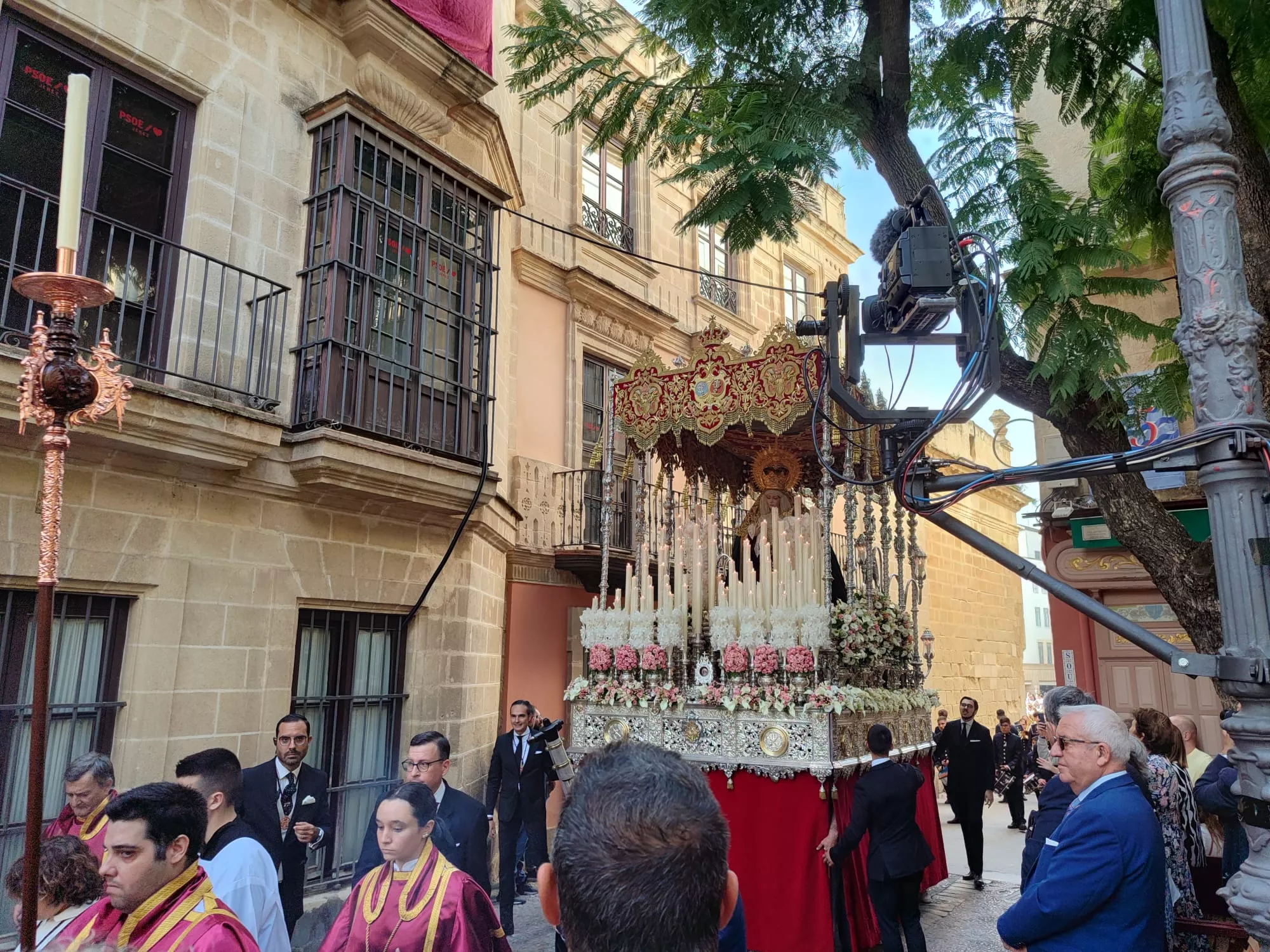 Cádiz se hace presente en la Magna de Jerez.