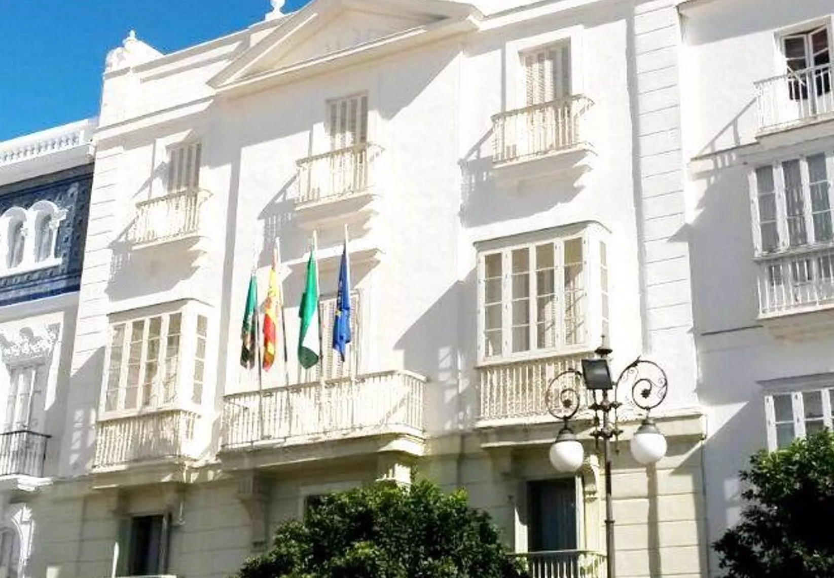 La sede de la UNED en la plaza de San Antonio