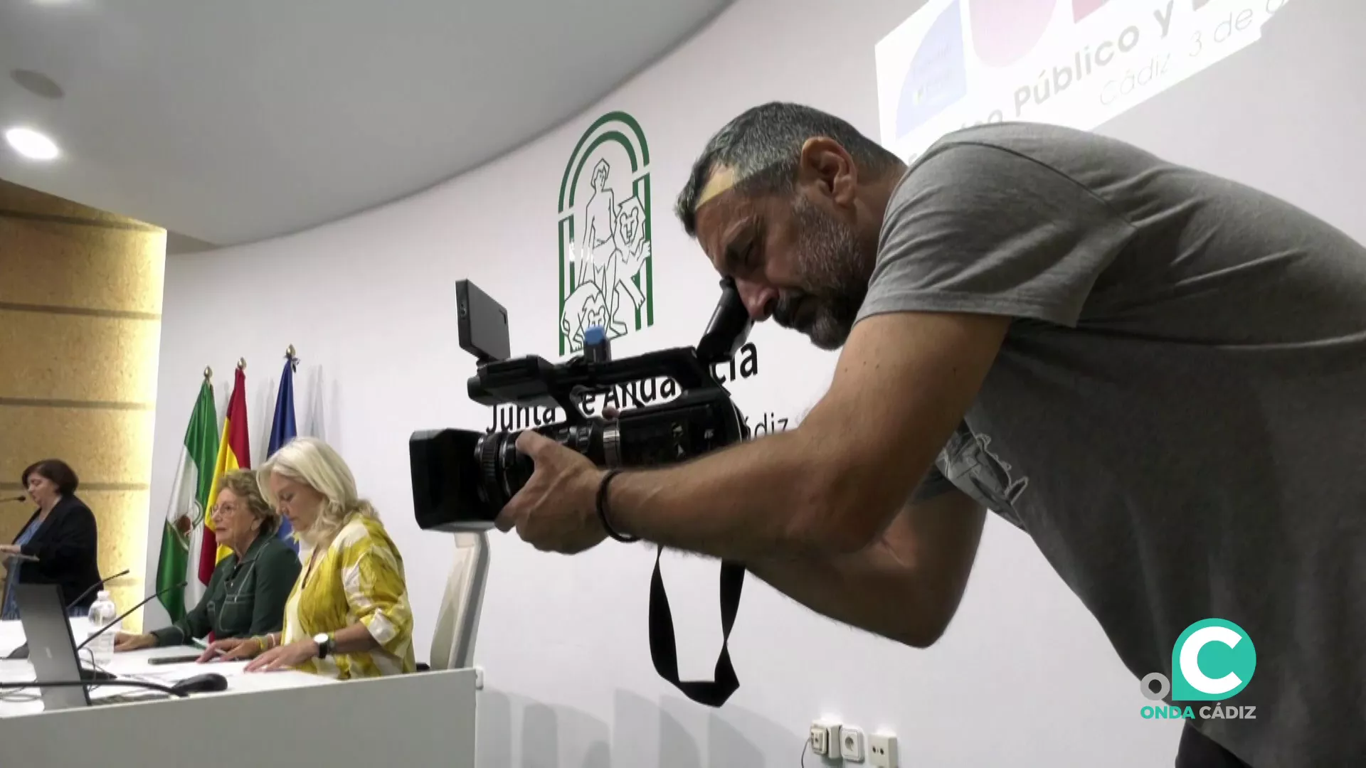 Inauguración de la Jornada Empleo Público y Discapacidad Intelectual organizada por la Delegación de la Junta en Cádiz y Feproami.