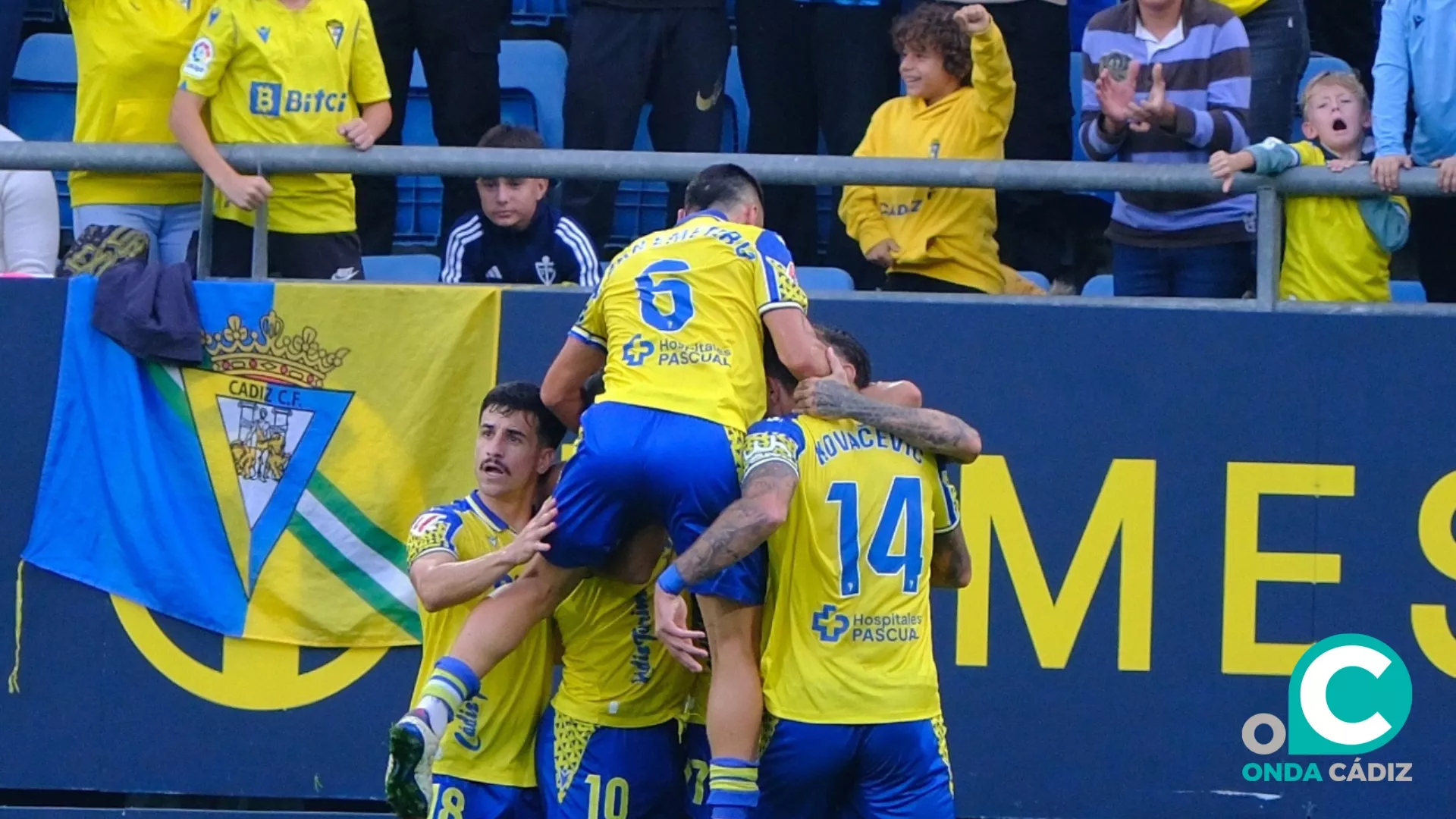 Los jugadores celebran uno de los tantos que le dieron el triunfo (Foto: La Liga)