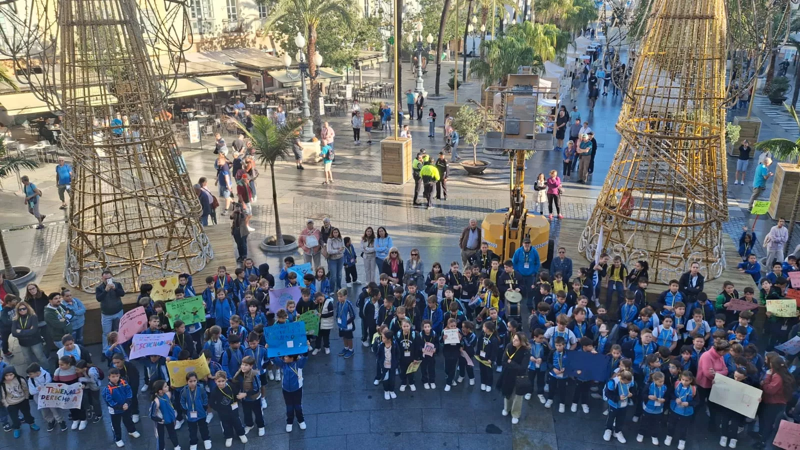 Los más pequeños se convierten en protagonistas en esta singular jornada.