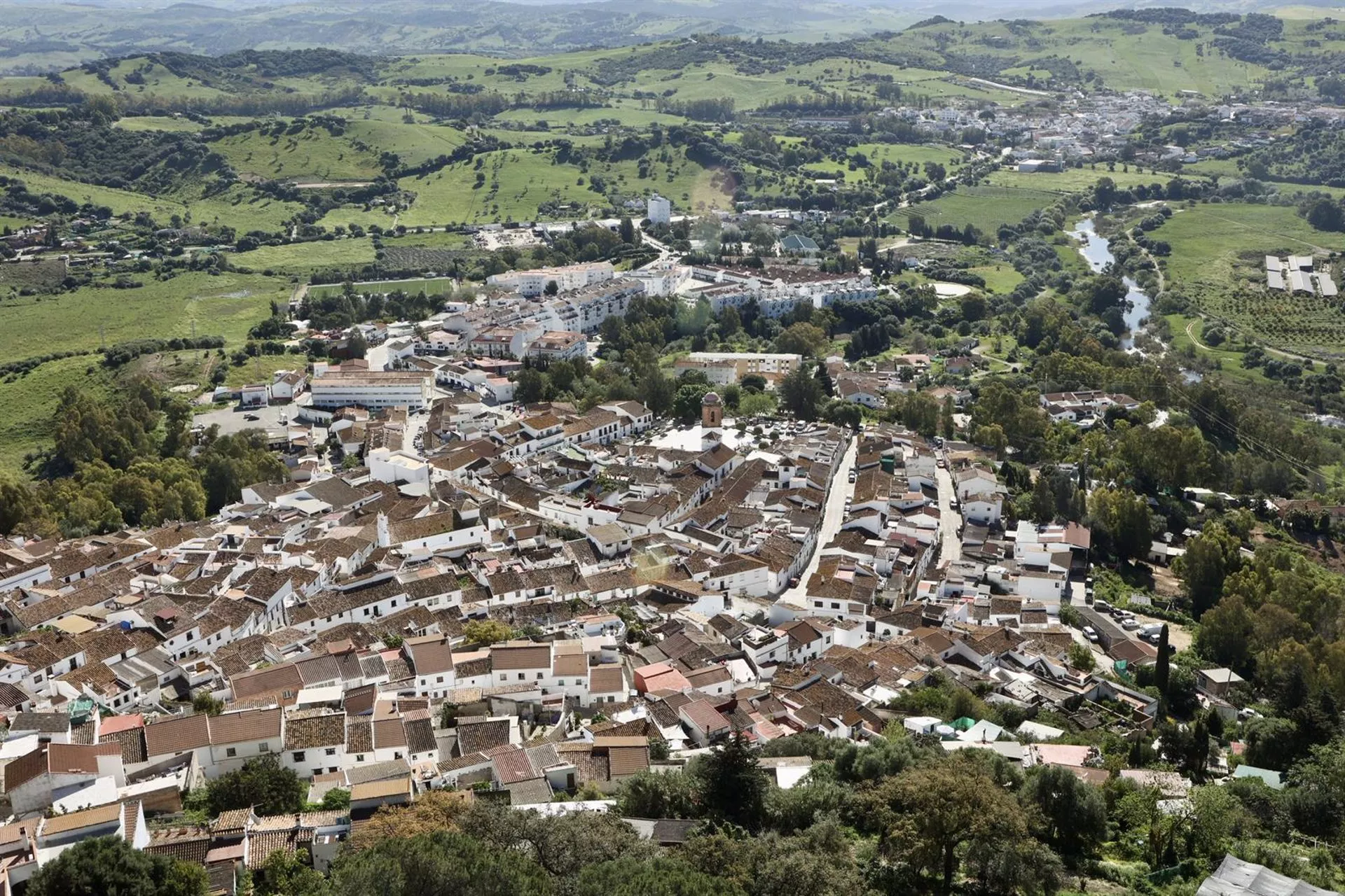 Imágenes del pueblo de Jimena de la Frontera en una imagen de archivo