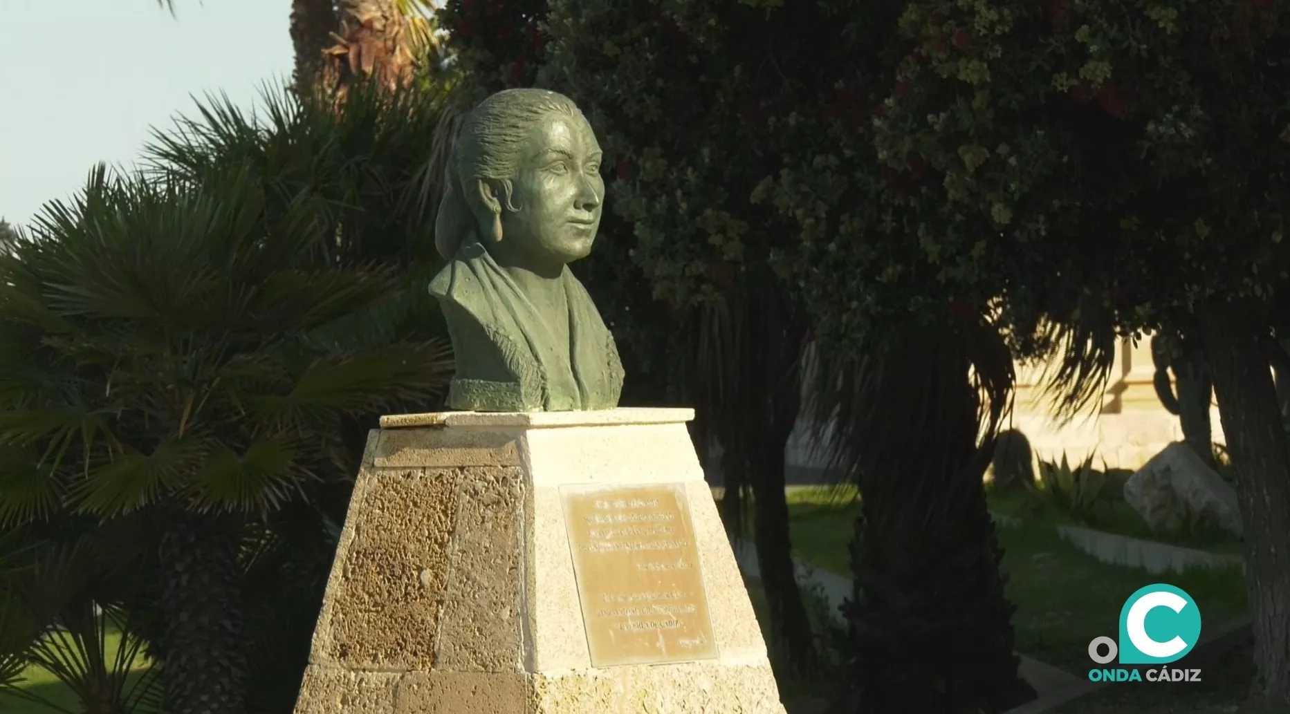 Monumento a La Perla de Cádiz, figura a la que se dedicará el Día del Flamenco. 