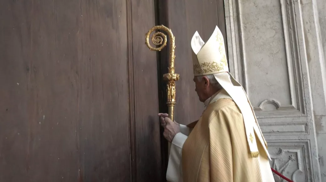 La Diócesis de Cádiz y Ceuta inicia el Jubileo 2025 con la apertura de la Puerta Santa de la Catedral