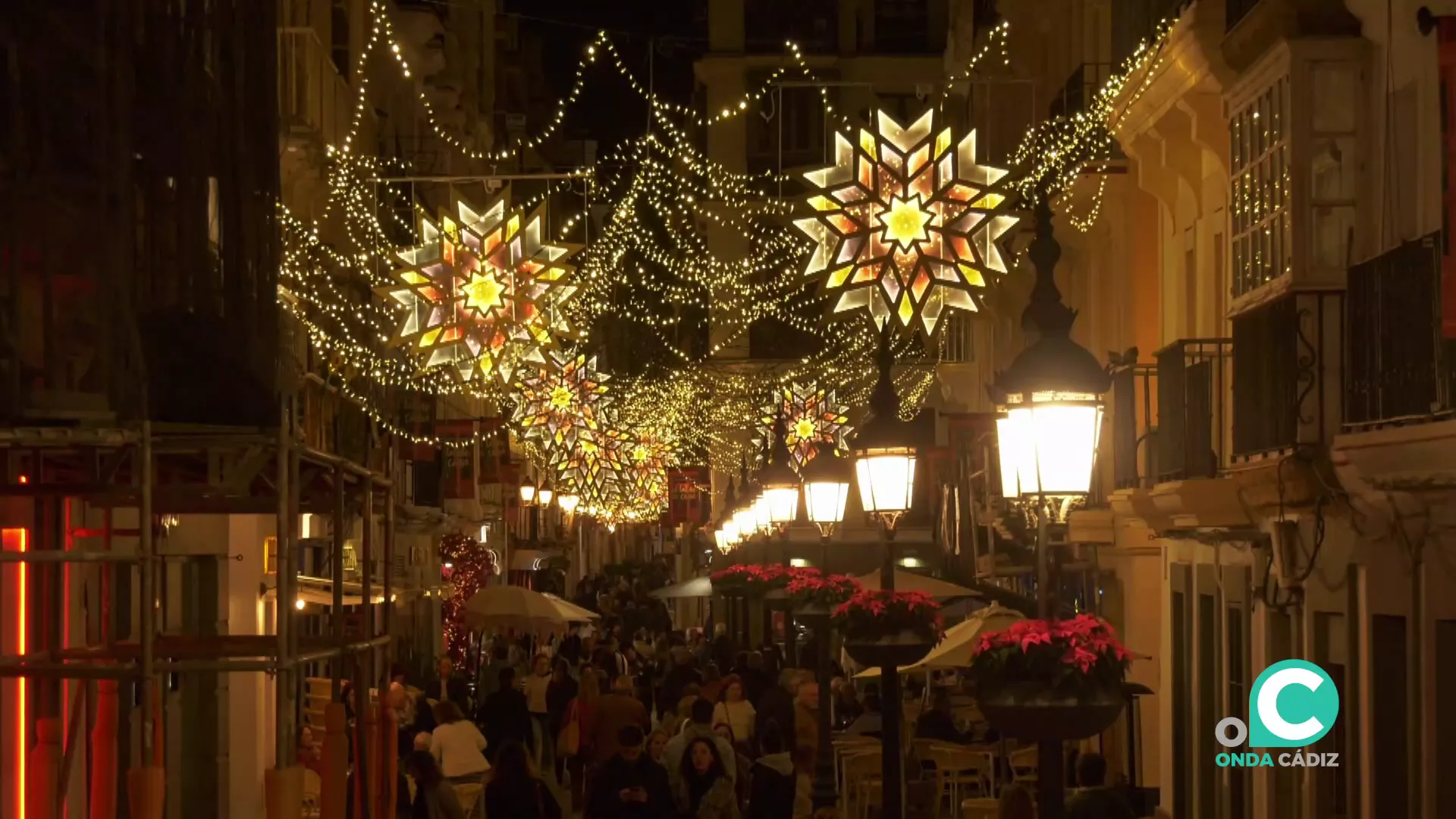 El Ayuntamiento reforzará la presencia de policía local en las áreas comercial del centro durante las fiestas navideñas. El Ayuntamiento reforzará la presencia de policía local en las áreas comercial del centro durante las fiestas navideñas.