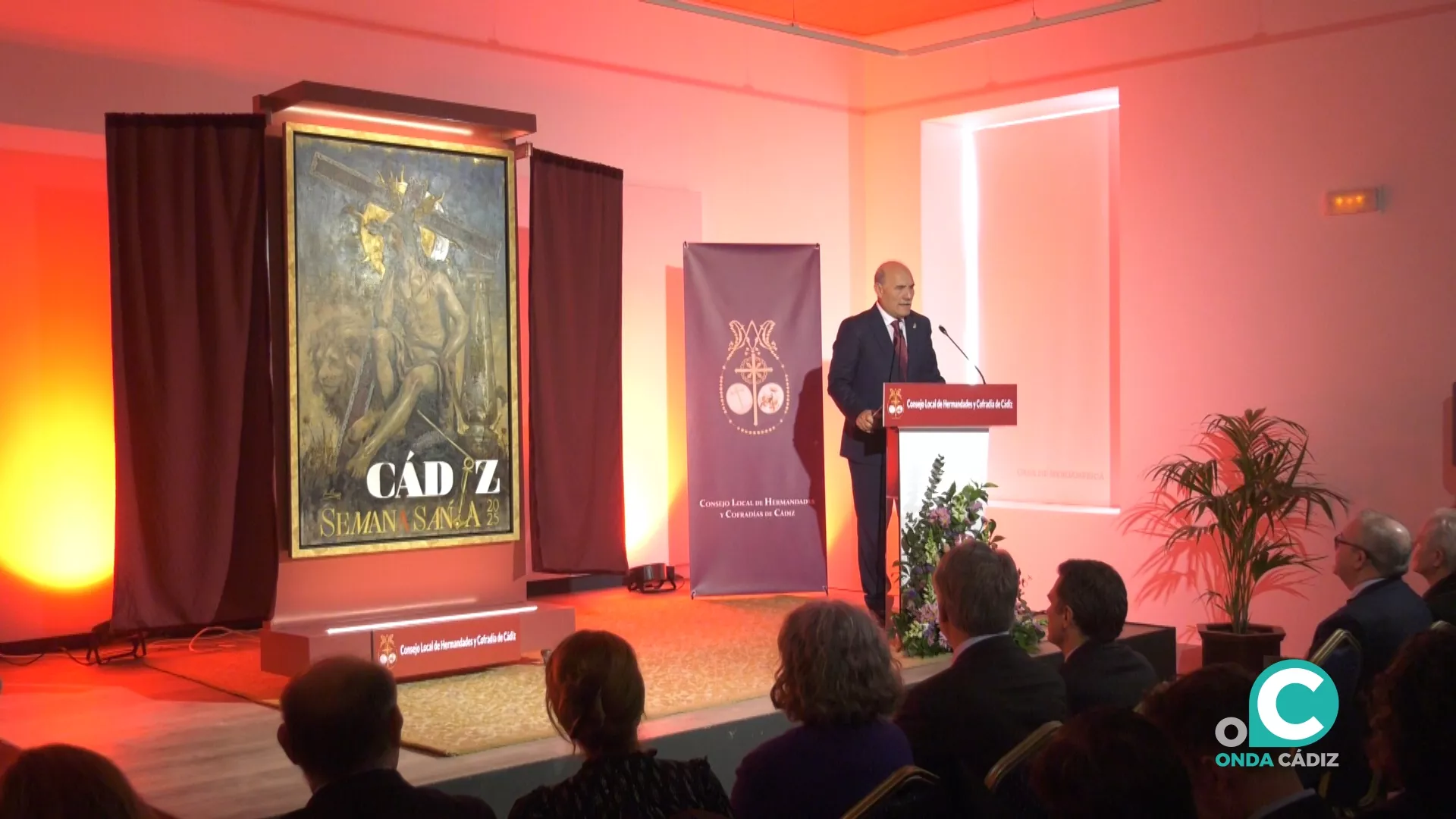 La Casa de Iberoamérica acoge la presentación del cartel de la Semana Santa de Cádiz 2025.