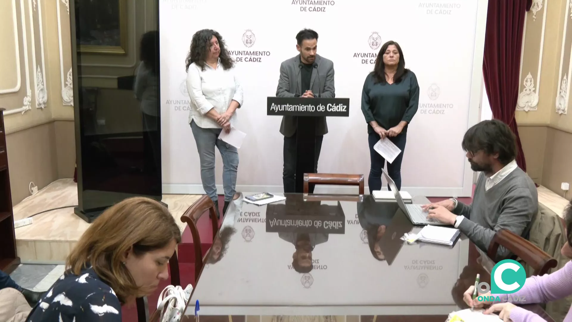 Un momento de la rueda de prensa ofrecida en el Ayuntamiento