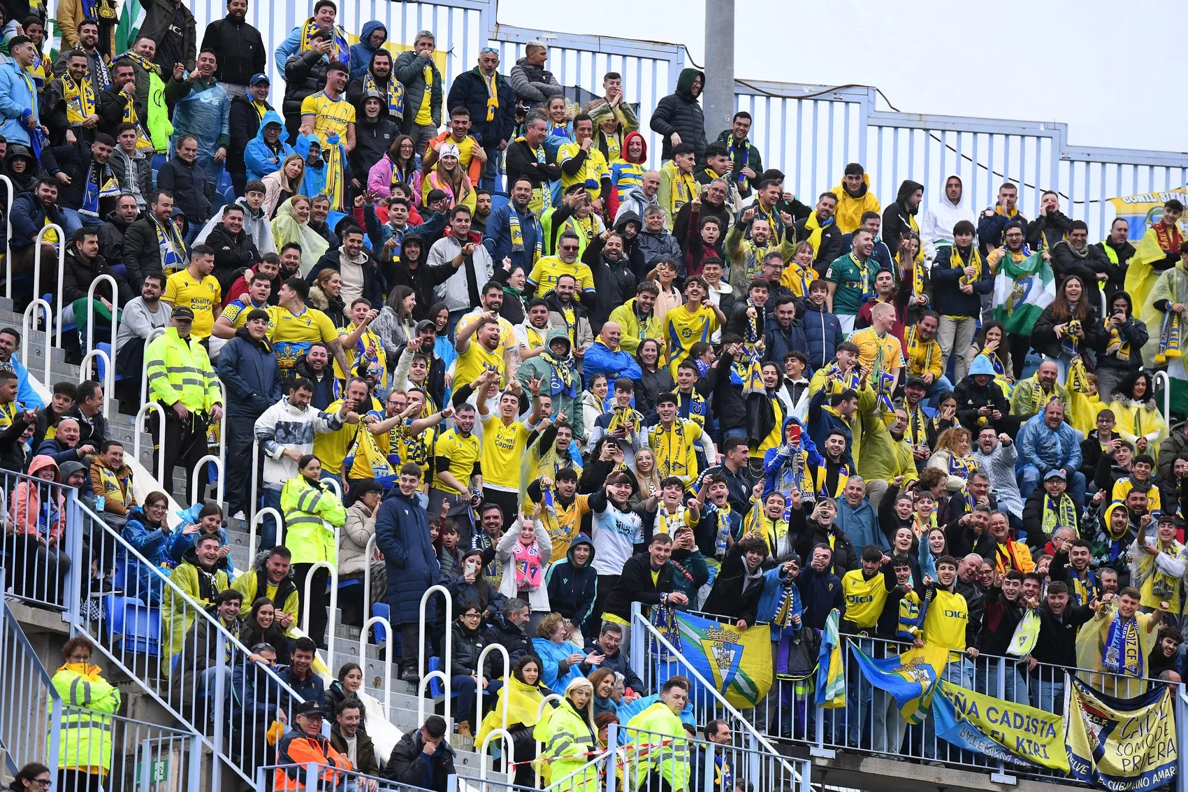 Se espera que las gradas del estadio gaditano luzcan como en los mejores momentos ante la visita de la escuadra nazarí