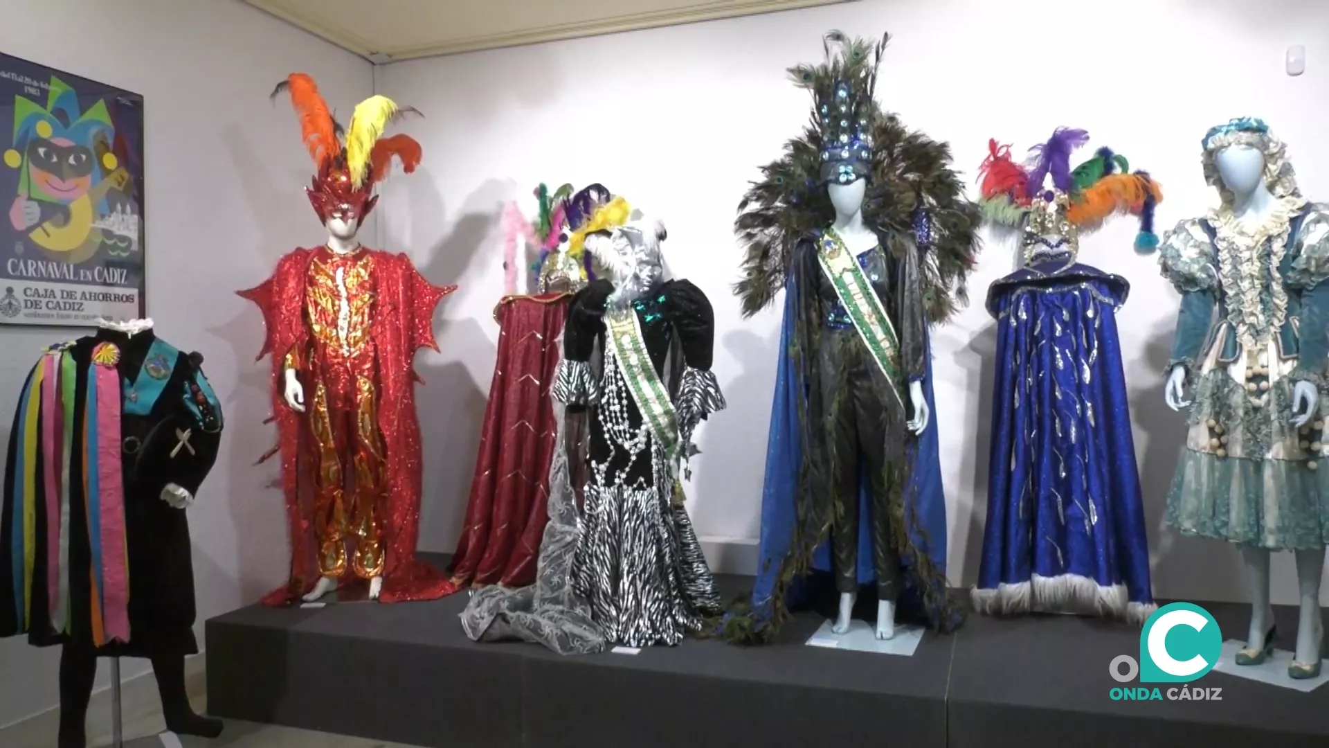 15 tipos del taller Josefa Mayo Rivero completan la muestra que permanece abierta en el Museo de Cádiz. 15 tipos del taller Josefa Mayo Rivero completan la muestra que permanece abierta en el Museo de Cádiz.